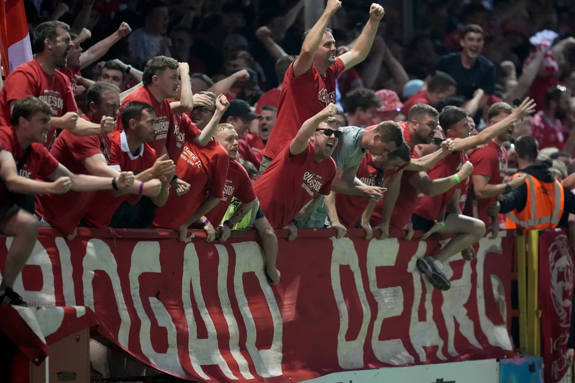 Ajax Showtime Shelbourne FC