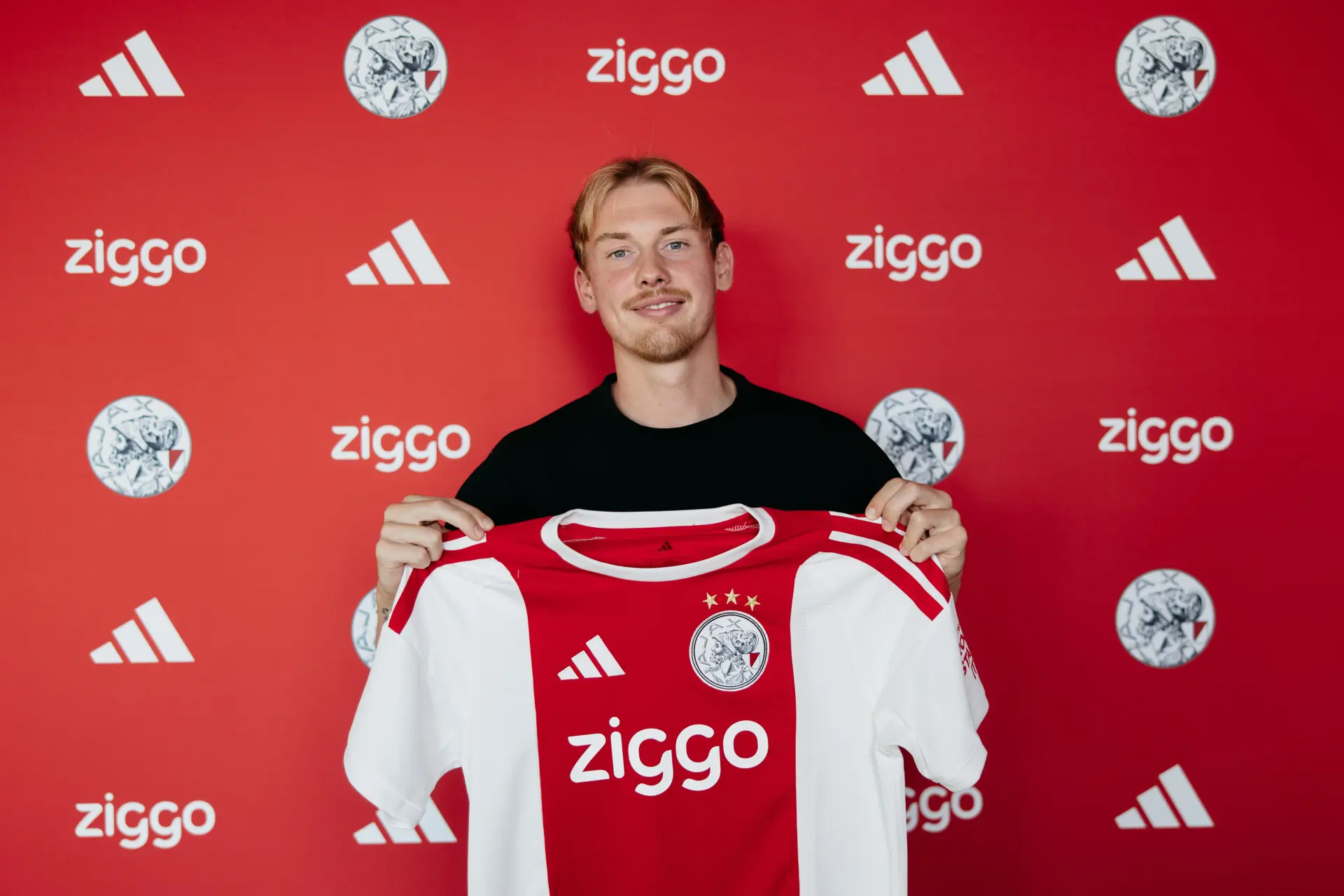 ajax showtime julian brandt ajax Jordi cruijff