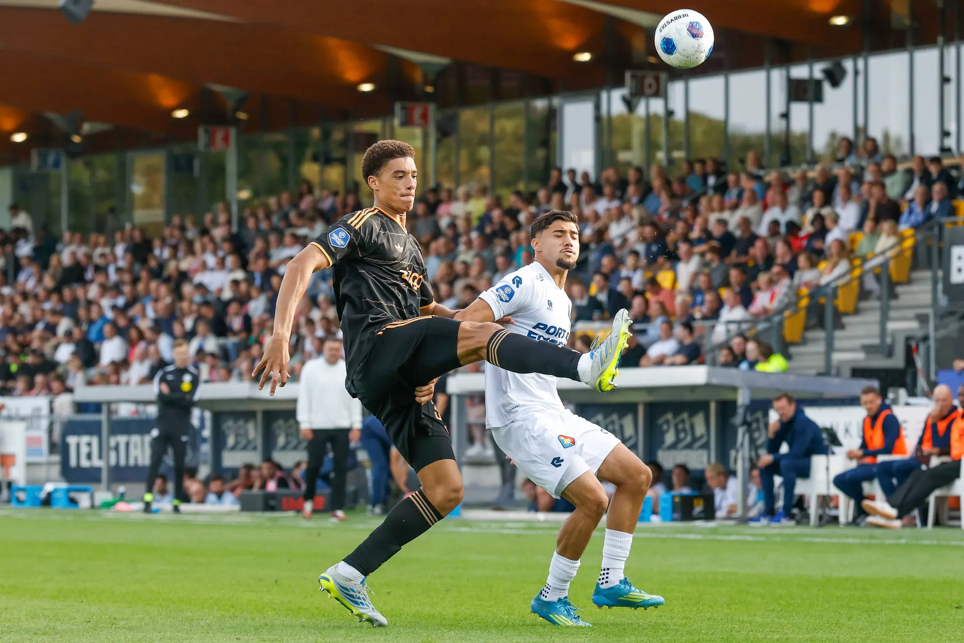 Ajax Showtime Aaron Bouwman