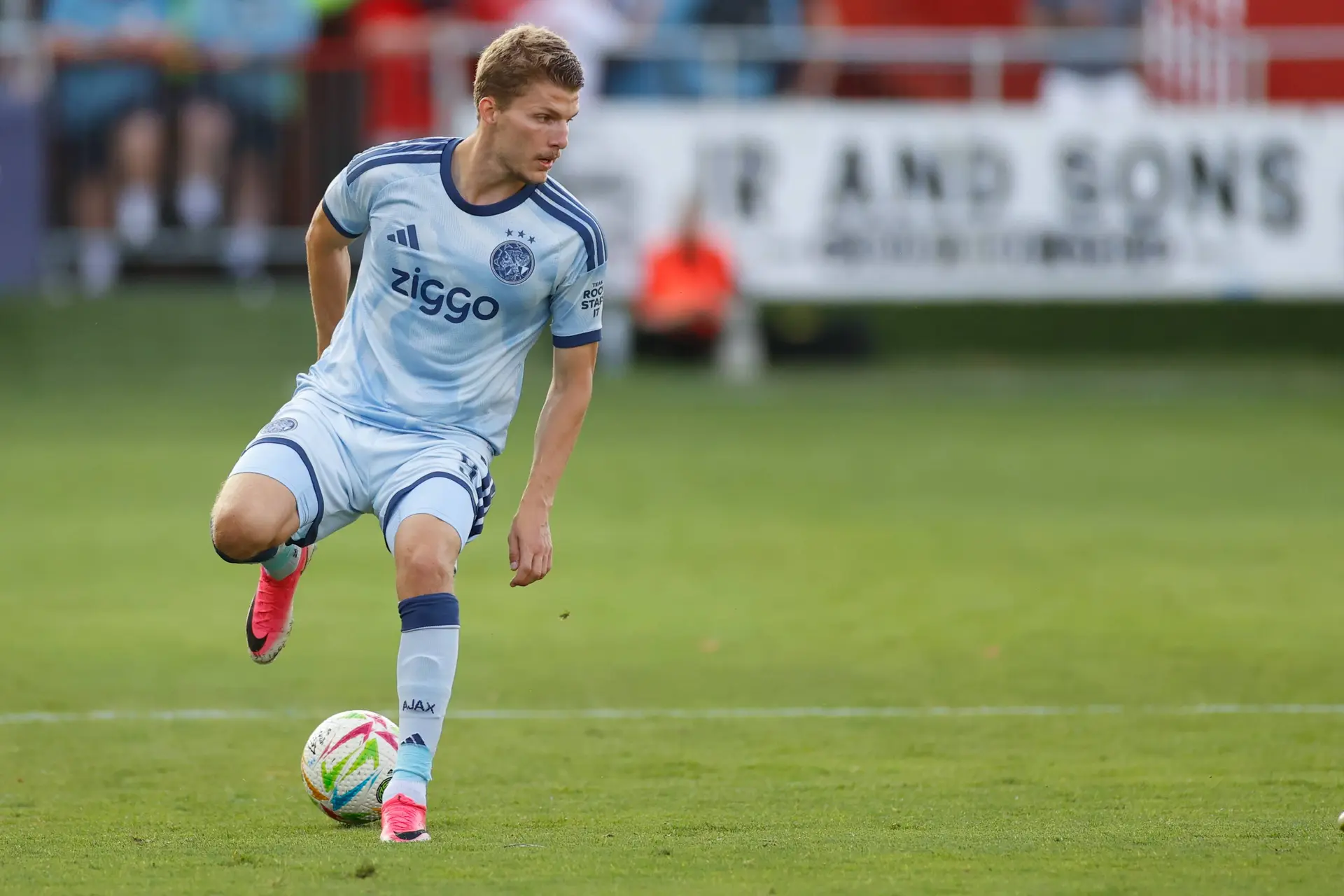 Ajax Showtime Anton Gaaei
