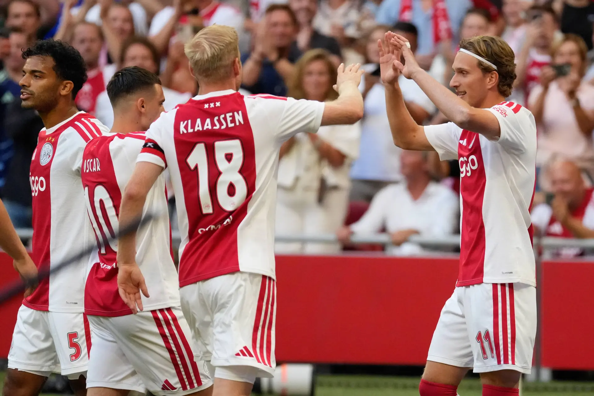 Ajax Showtime Davy Klaassen Ajax Conference League Mika Godts
