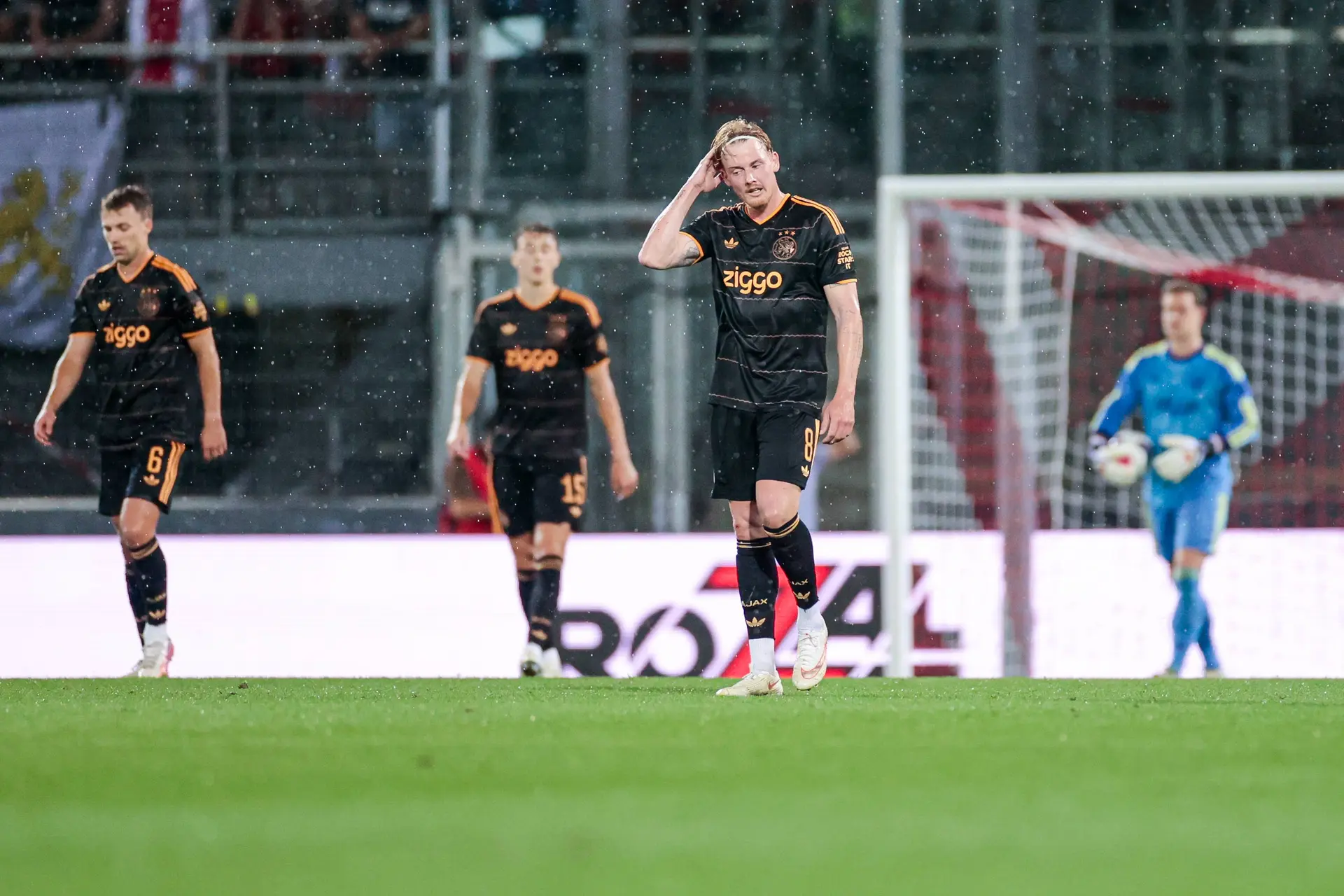 Ajax Showtime Ajax