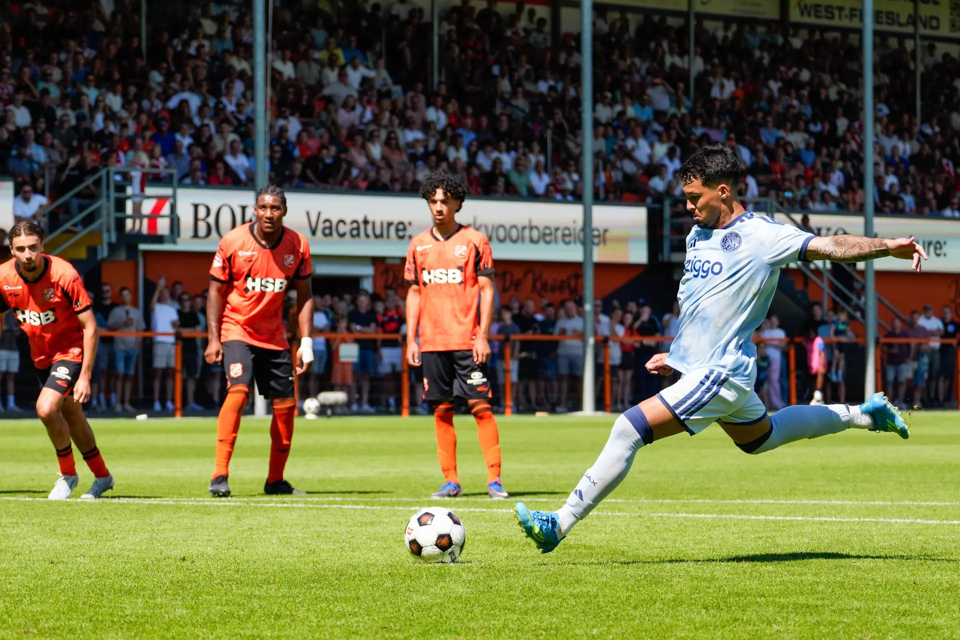 Ajax Showtime Marcos Leonardo
