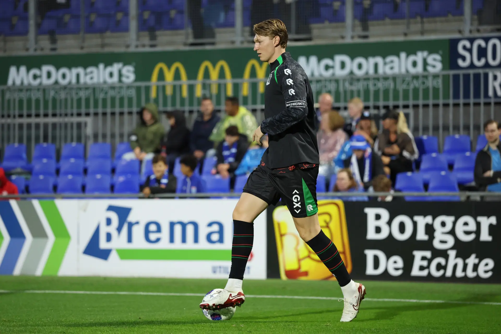 ajax showtime perr schuurs nec