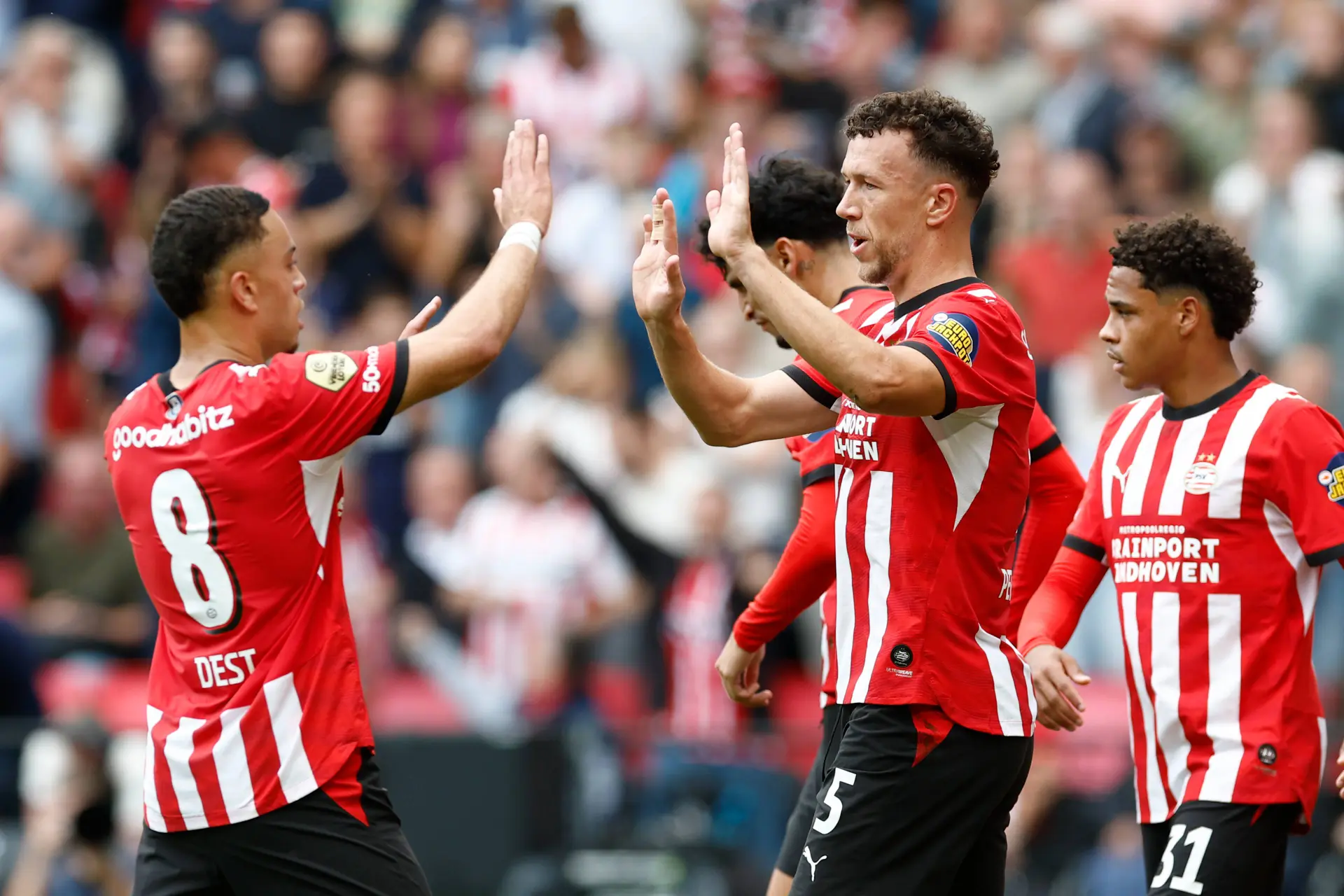 Ajax Showtime Sergiño Dest Ivan Perisic PSV
