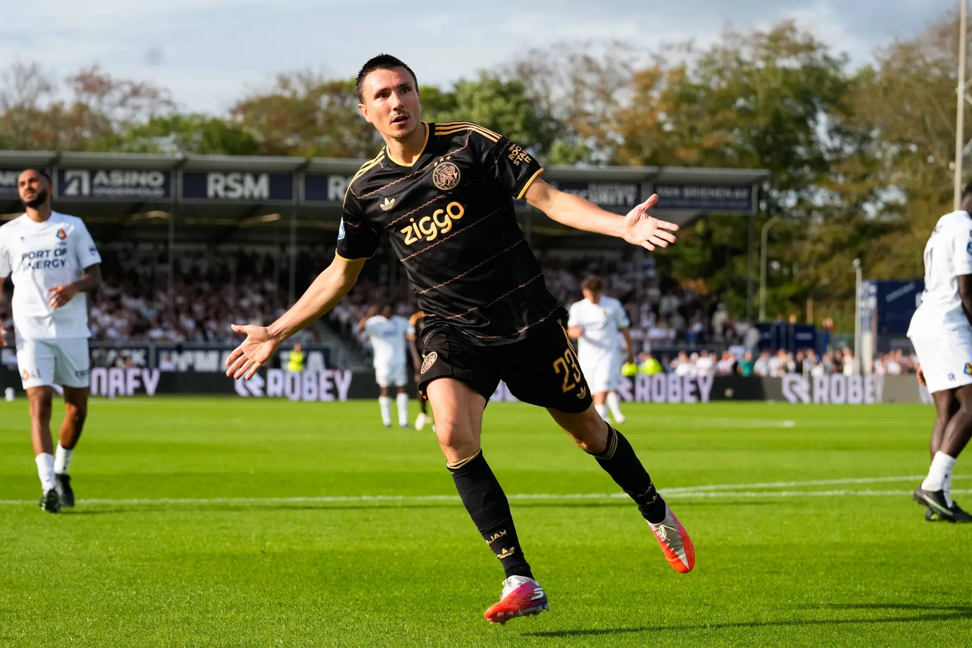 Ajax Showtime Steven Berghuis