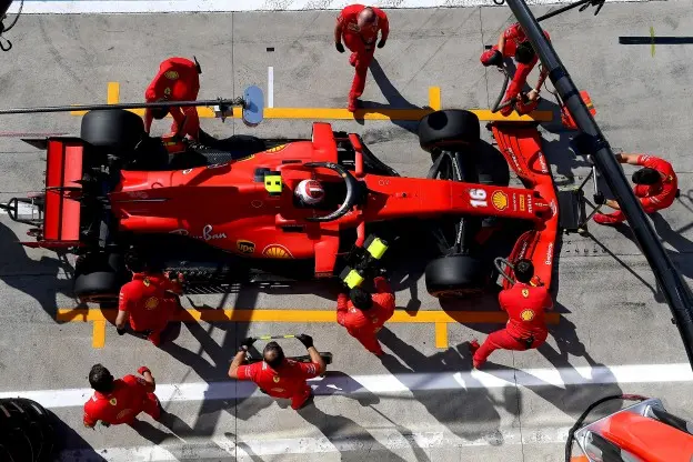 Ferrari-CEO kijkt reikhalzend uit naar 2021-seizoen: 'De spanning is voelbaar'