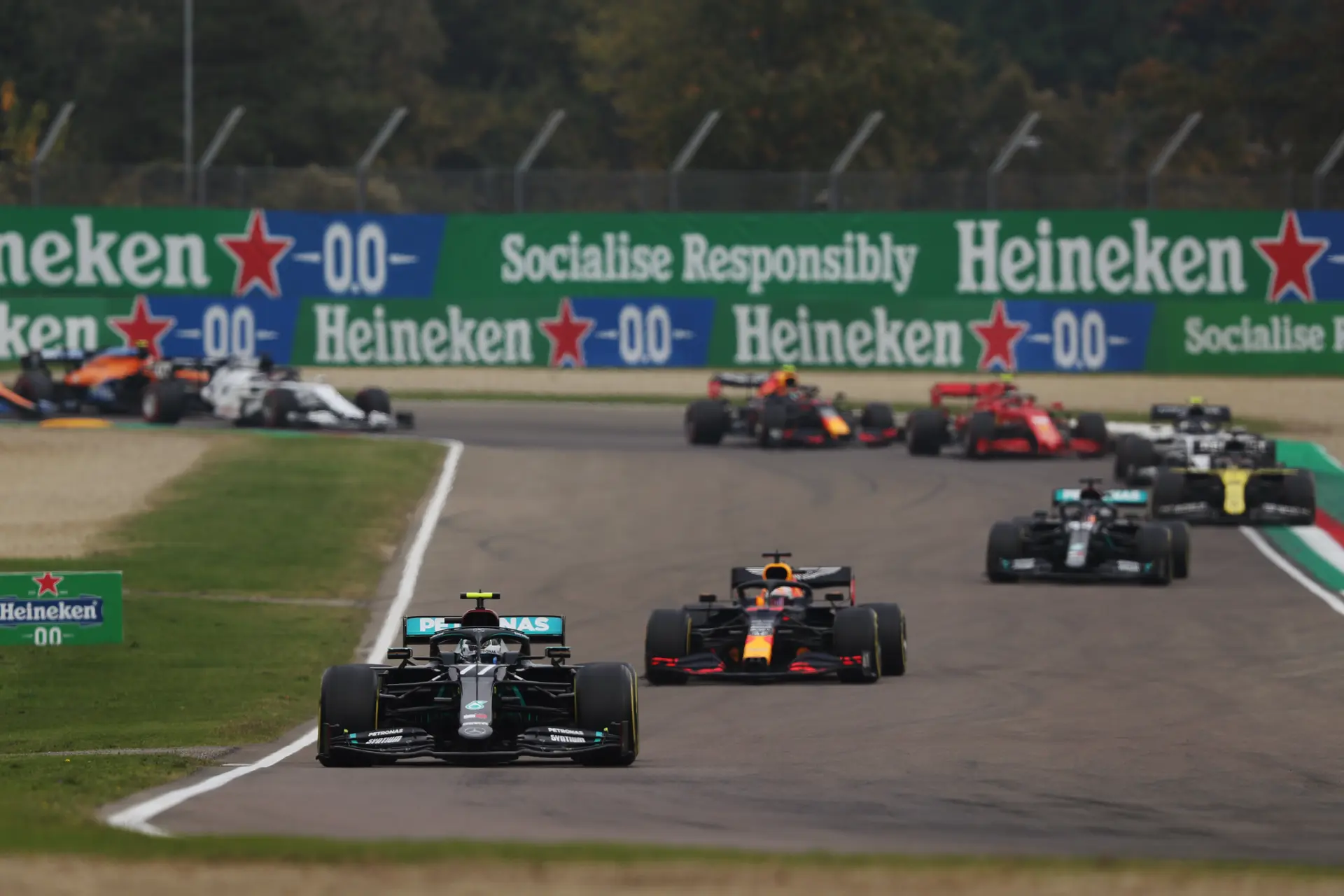 Analyse | Mercedes koning van het sandbaggen, maar Red Bull kan er ook wat van