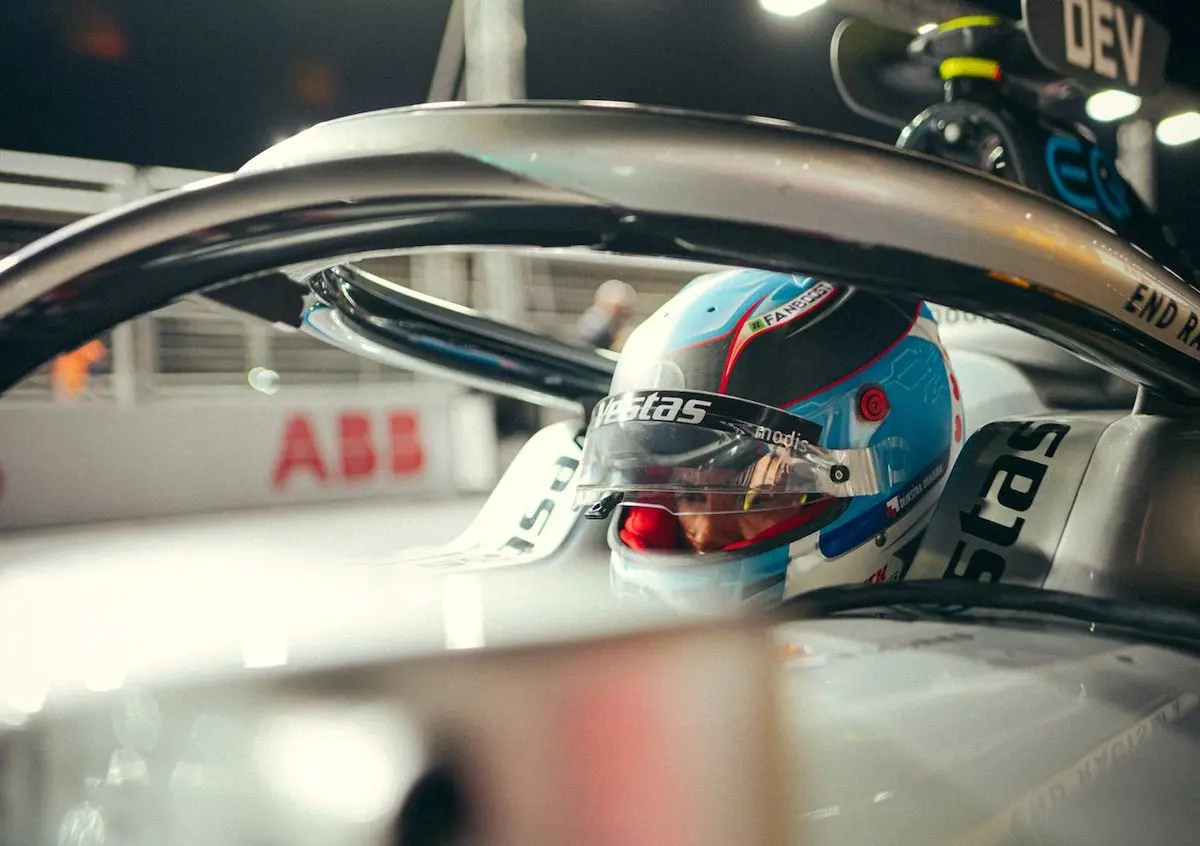 Wolff over De Vries en Vandoorne: 'Zij verdienen het om in de Formule 1 te racen'