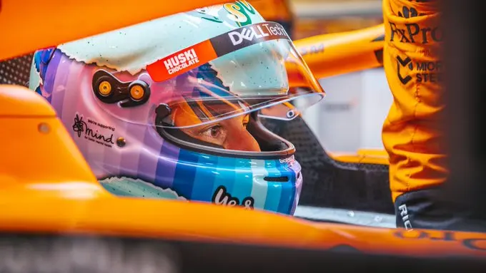 Beelden: Ricciardo rijdt eerste ronden voor McLaren op Silverstone