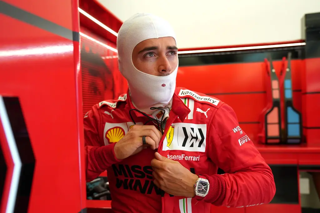 Leclerc heeft maar één doel voor ogen: 'Vlak achter Red Bull en Mercedes eindigen'