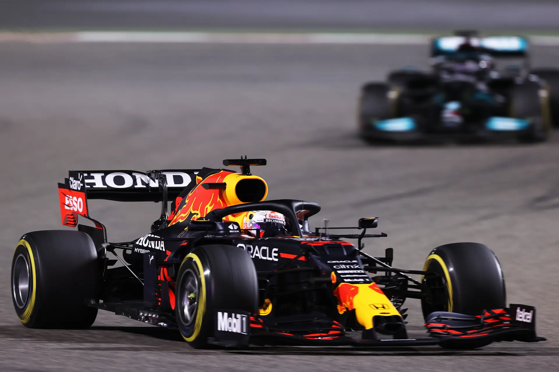 Hughes: 'Banden van Verstappen waren goed voor slechts één inhaalactie'