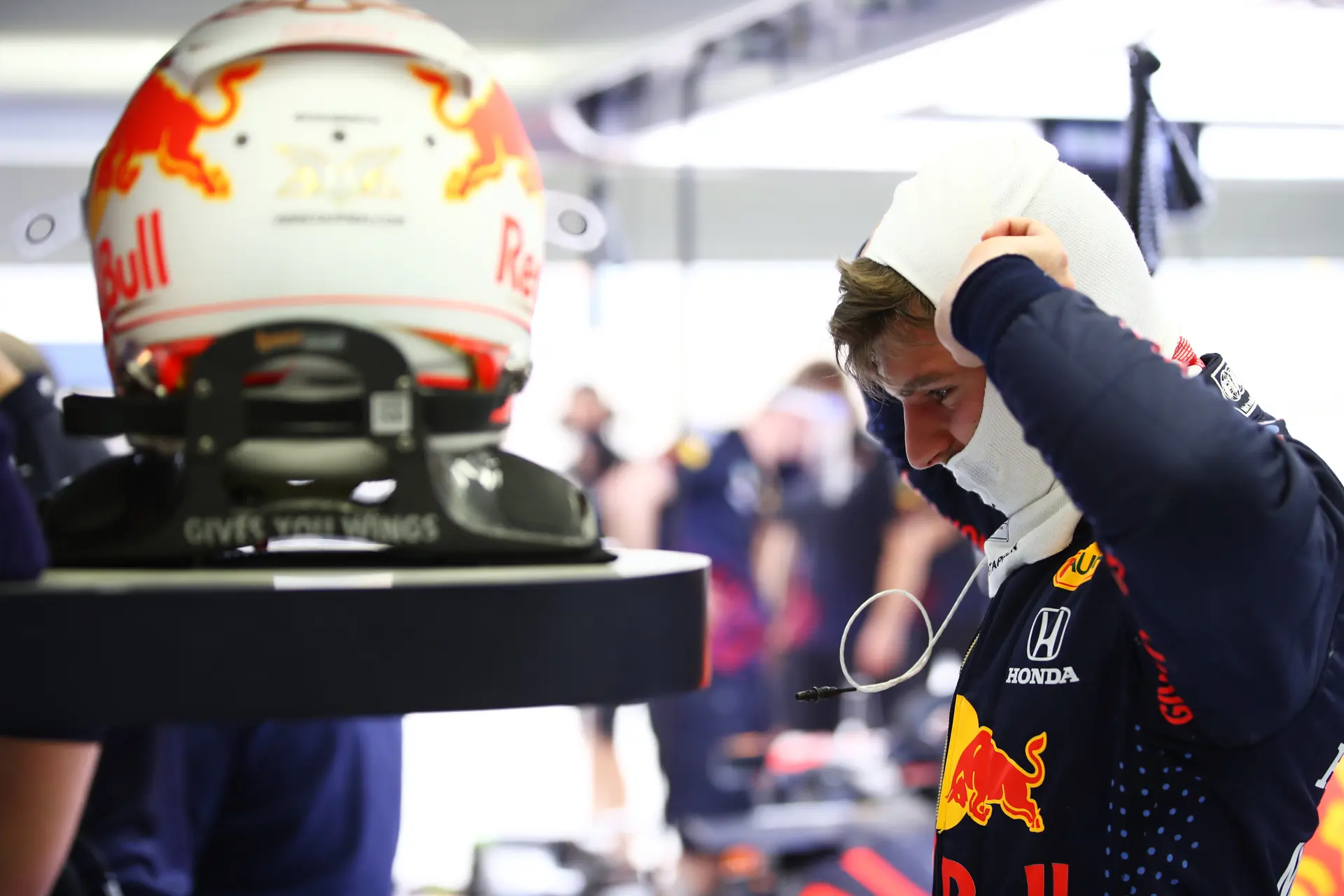 Chandhok: 'In bocht 9 en 10 oogt de Red Bull heel erg sterk'