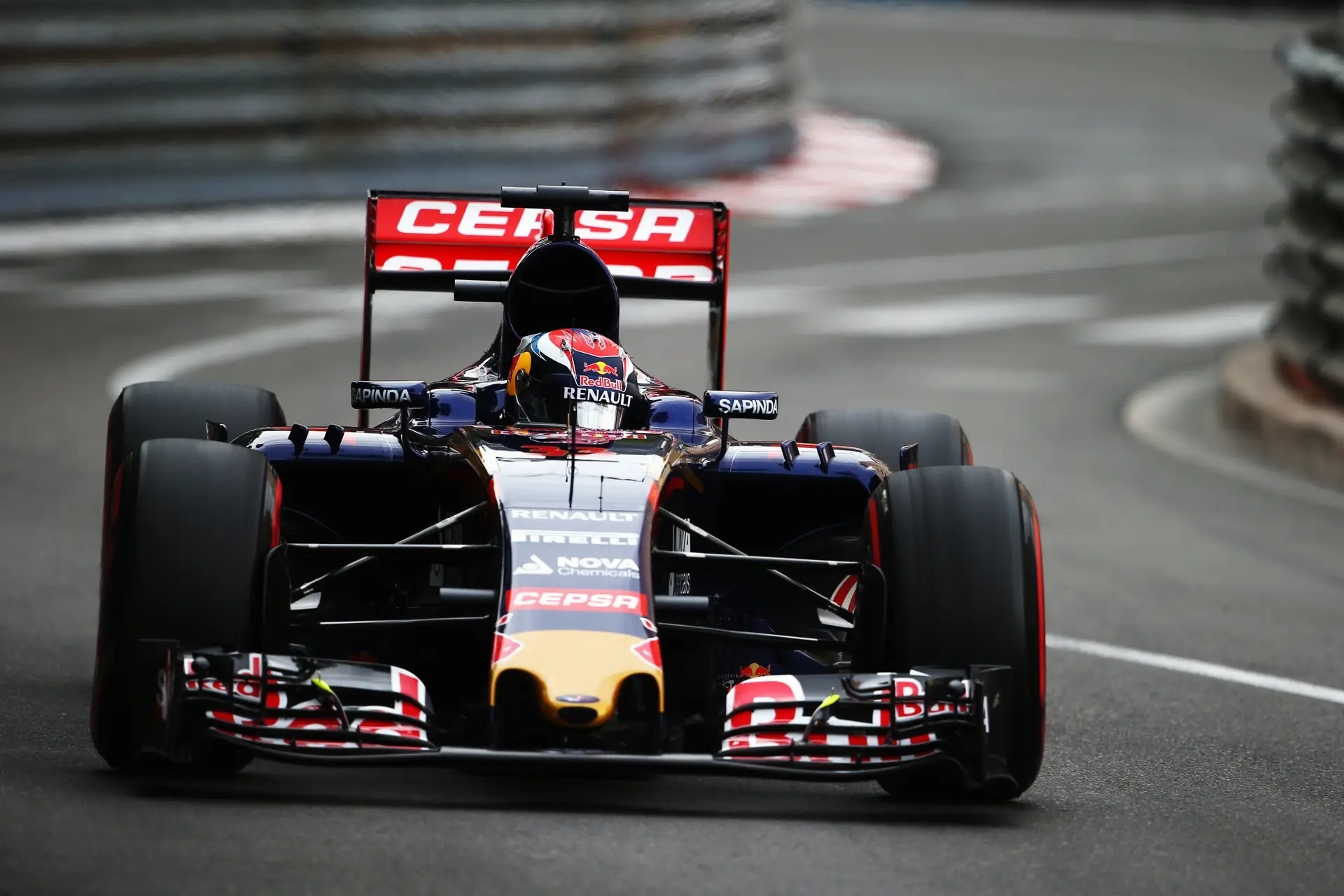 F1 Kijktip | Verstappen passeert Bottas en Sainz op briljante wijze in Monaco