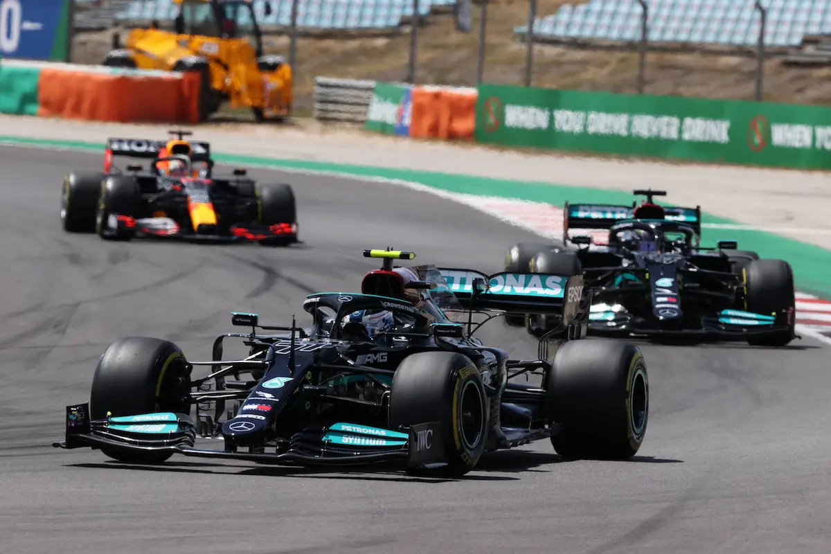 Mercedes-strategen keken met hoofdpijn naar Verstappen in Portimão