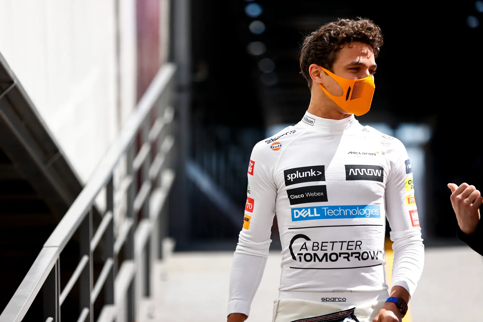 Ricciardo over herstart in Baku: 'Ik kon niet echt veel doen'