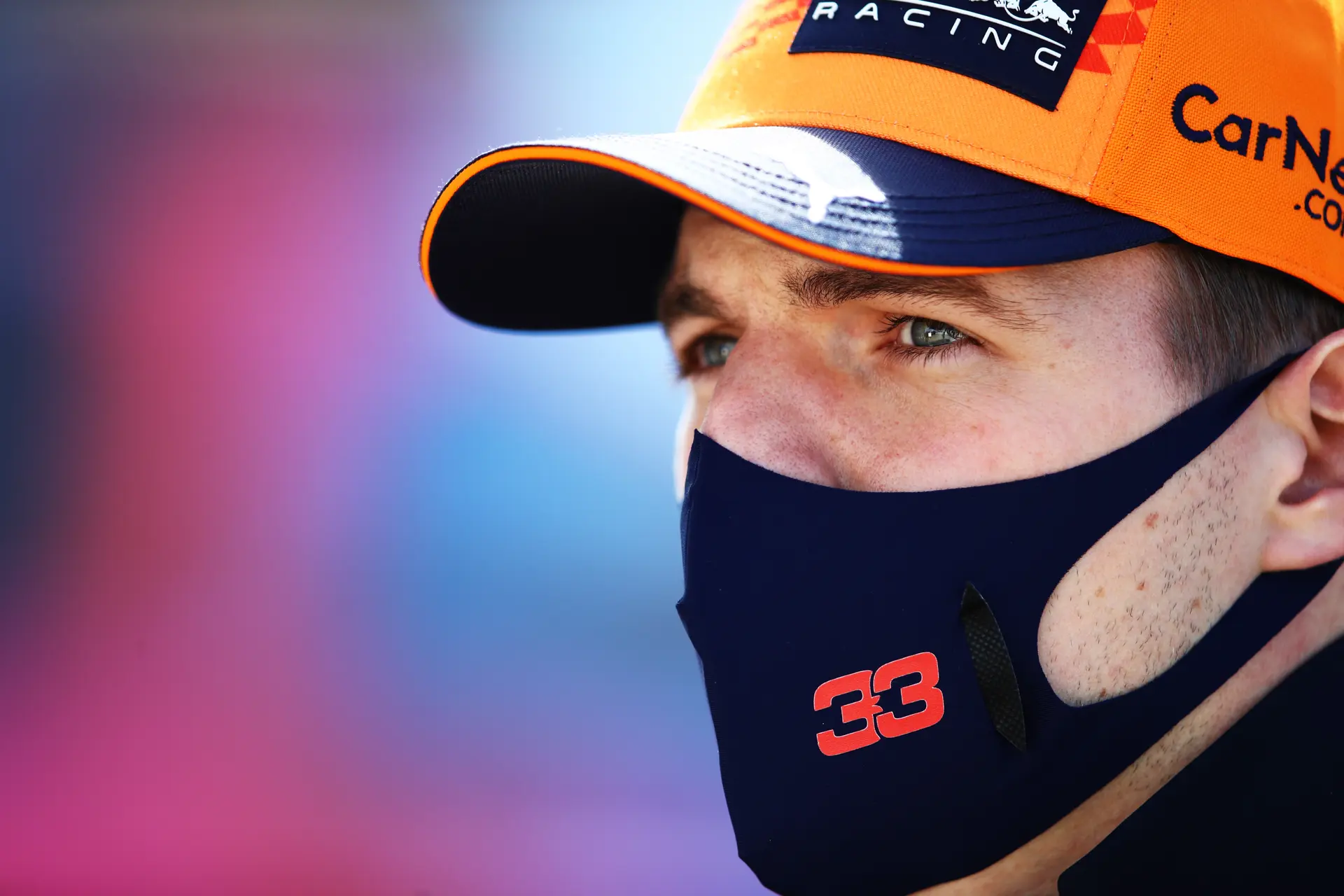 Max Verstappen mondkapje