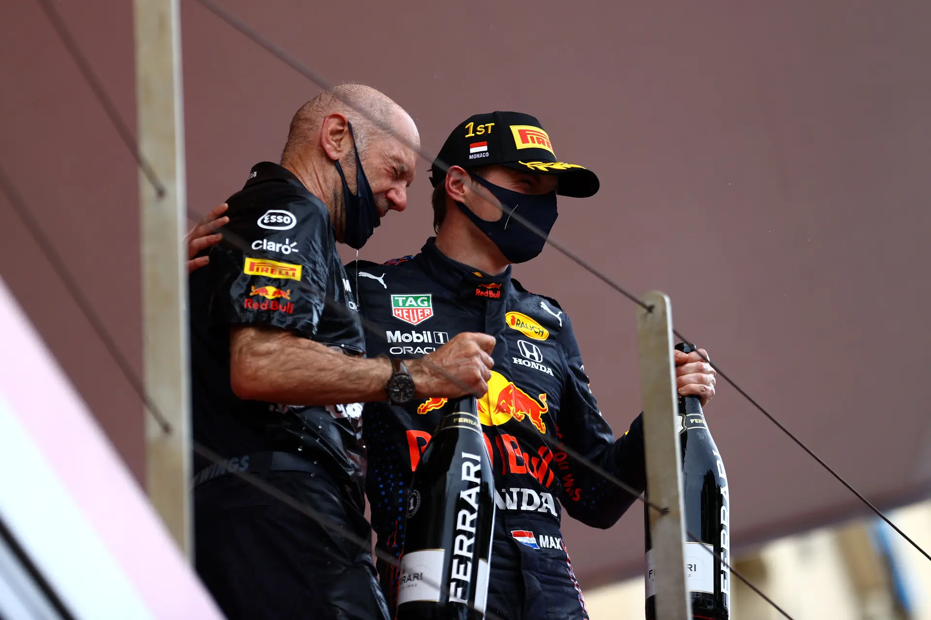 Newey vol ongeloof na titelwinst Verstappen: 'Dachten dat we één punt tekortkwamen'