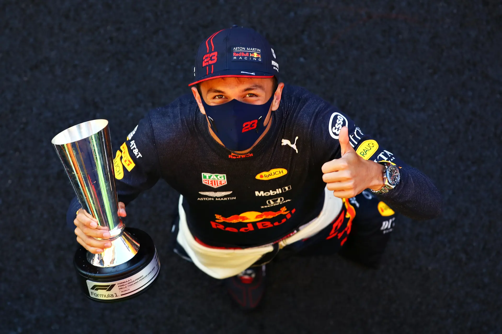 Albon heeft goed nieuws voor fans: 'Bij de nieuwe bolides komt het aan op de coureur'
