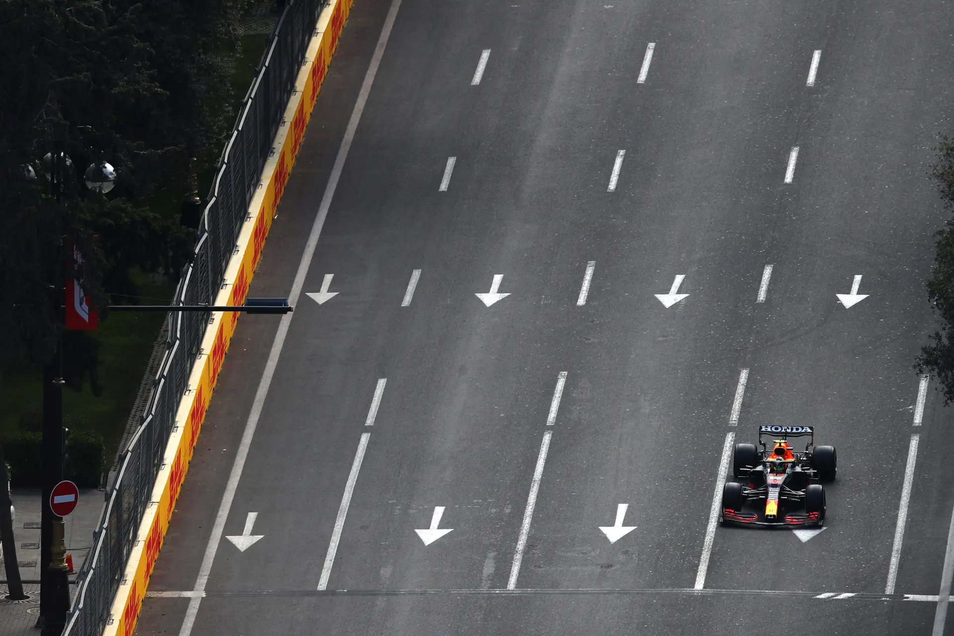 Pirelli: 'Ongeveer een week nodig om klapband Verstappen te analyseren'