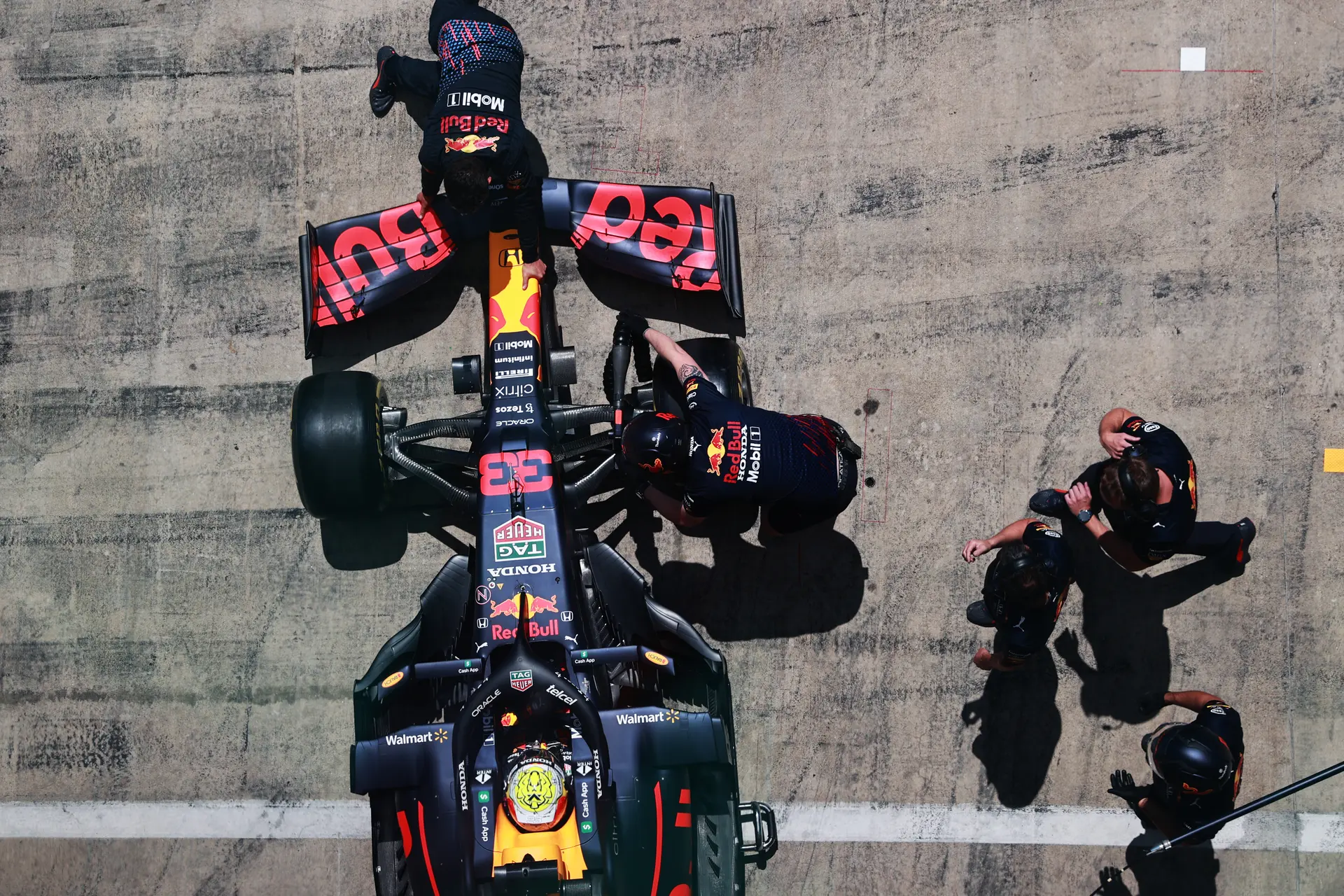 F1-coureurs tevreden over nieuwe achterband Pirelli: 'Dat was precies het doel'