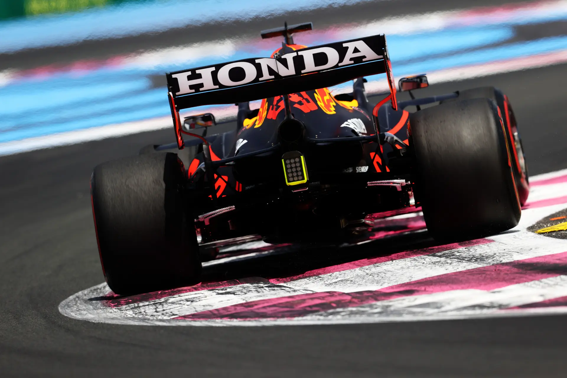 Boordradio's VT1 | Verstappen: 'Mijn vloer is naar de klote..'
