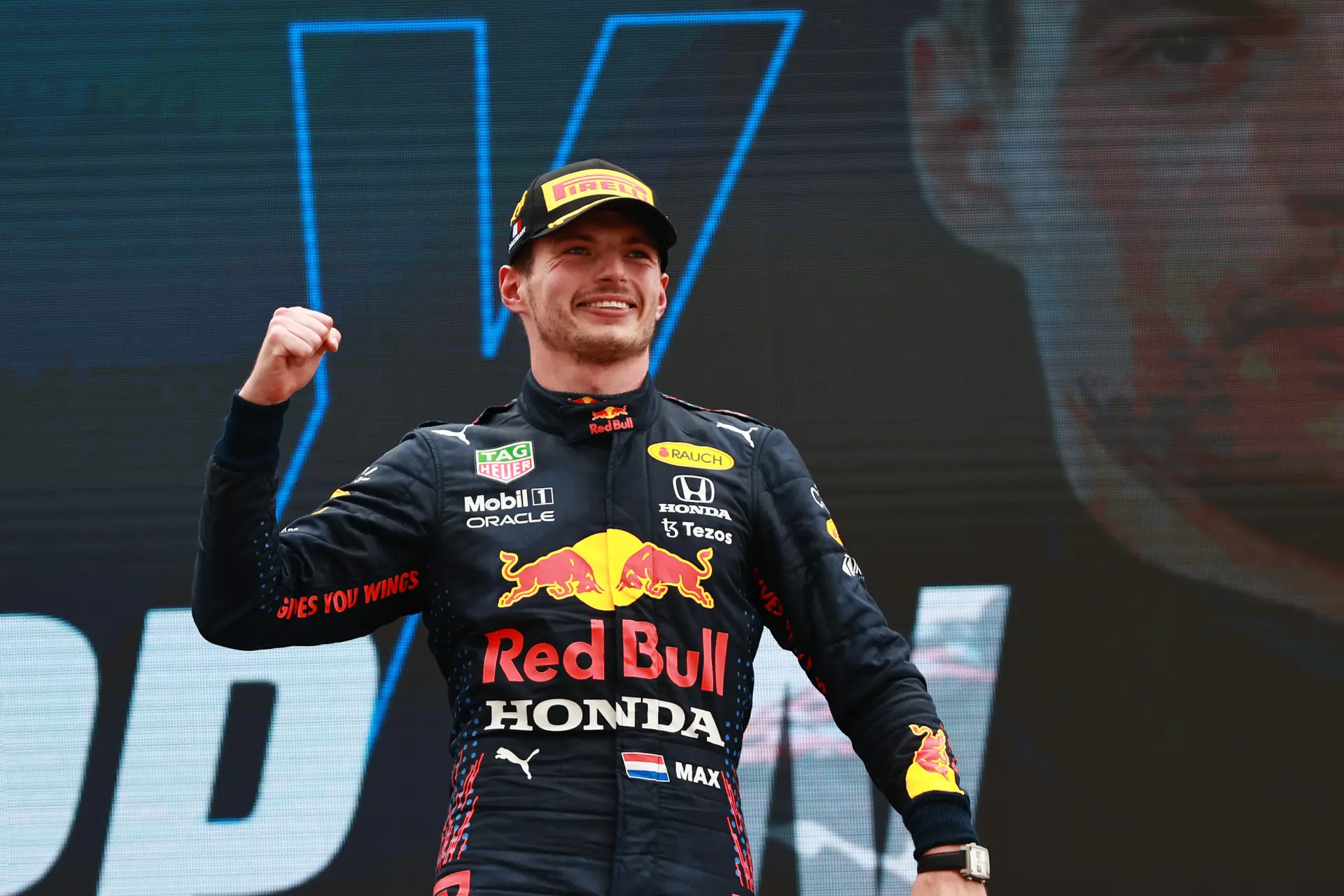 Verstappen ziet toekomst bij Red Bull rooskleurig in, wil graag langer blijven