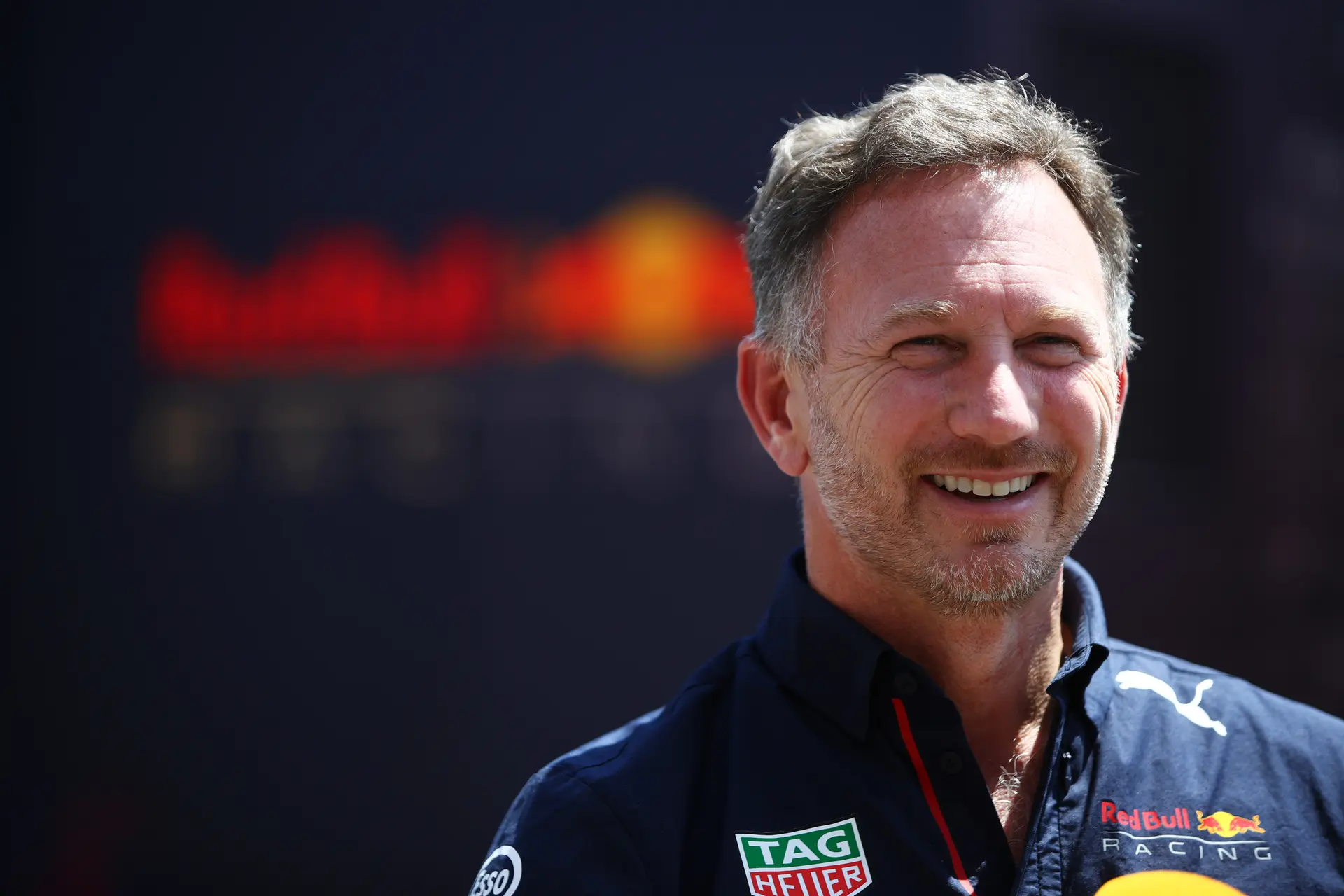 Horner verwacht titelbeslissing Abu Dhabi: 'Verstappen en Hamilton hebben gelijke kansen'
