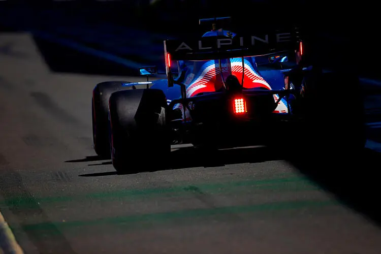 Alonso enthousiast over sprintrace-weekend: 'Maar laten we de kwalificatie spicy maken'