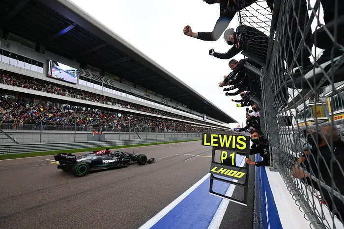 Mercedes-kopstuk Shovlin verklaart bijzondere ICE-wissel Hamilton