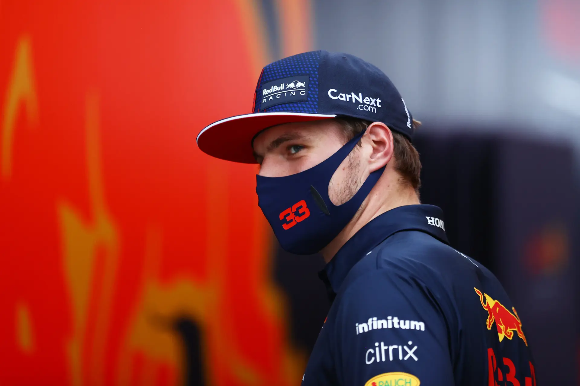 Verstappen pakt onverwacht poleposition in Monza: 'Zal een interessant gevecht worden'