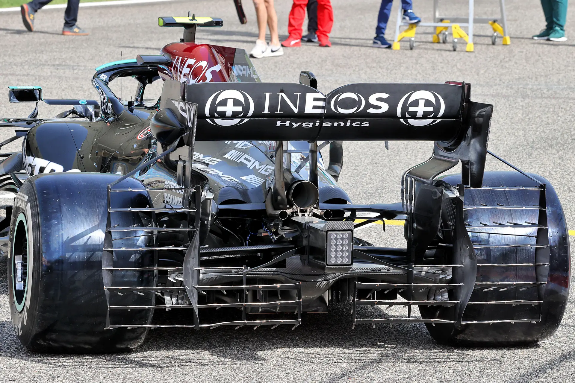 F1 Techniek | Mercedes en haar flexibele achtervleugel: sluw, slim of slordig?
