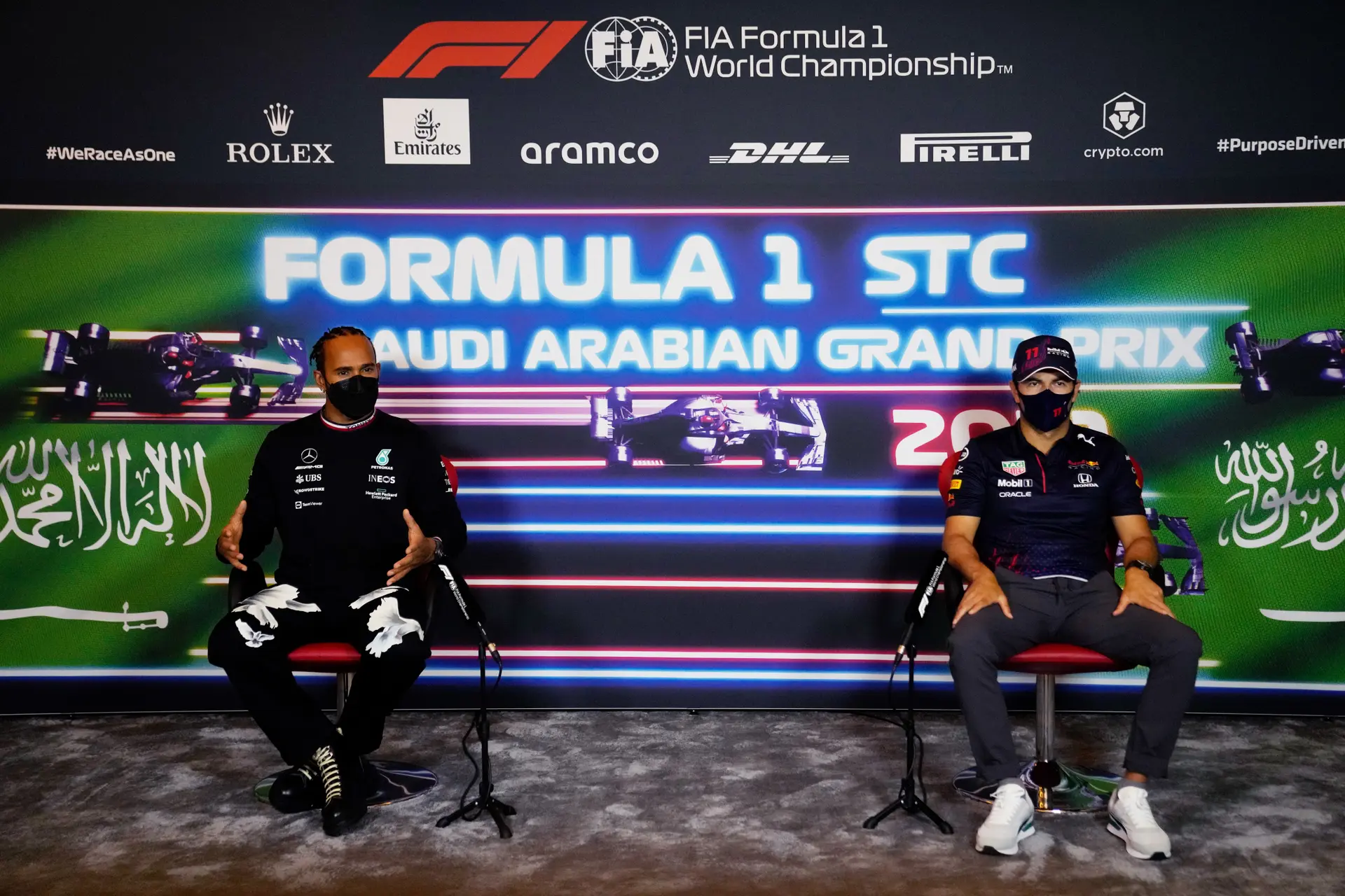 Update IV | Hamilton reageert op ontlopen gridstraf: 'Er was helemaal geen geel'