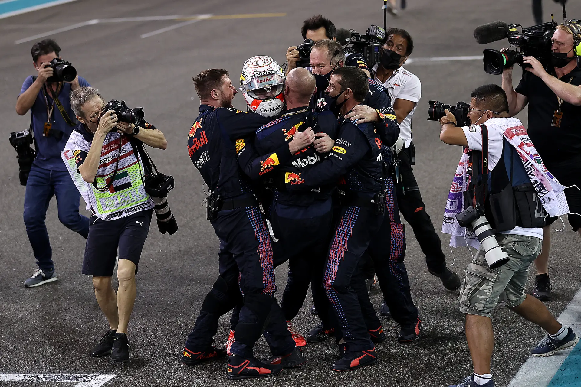 Verstappen wil geen sprintraces meer: 'Coureurs vinden het een slecht format'