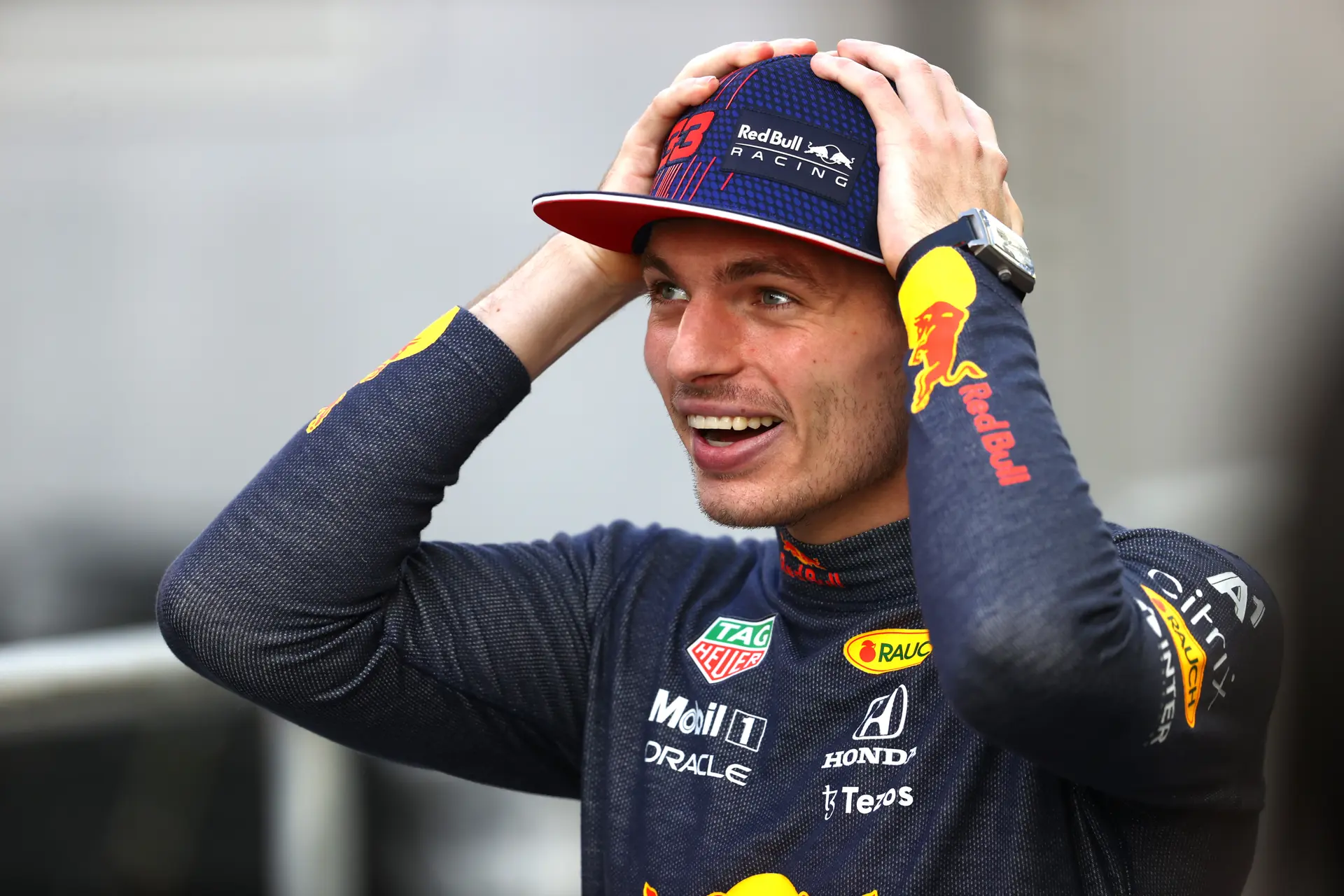 Verstappen belicht snelheidsverschil tussen Red Bull en Ferrari: 'Het oogde goed'