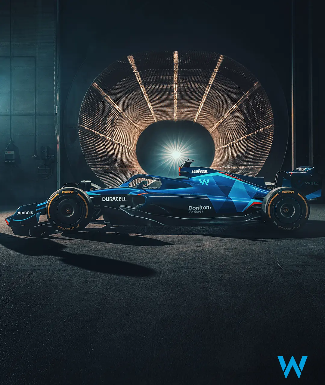Williams laat showmodel staan en gaat met 'echte' FW44 de baan op voor eerste meters