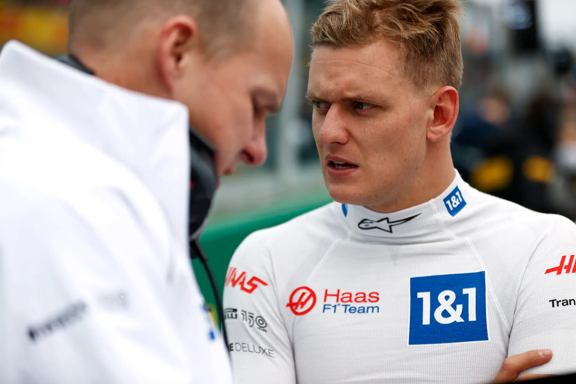 Schumacher over het gat naar Magnussen: 'Hij had niks te verliezen, maar ik wel'