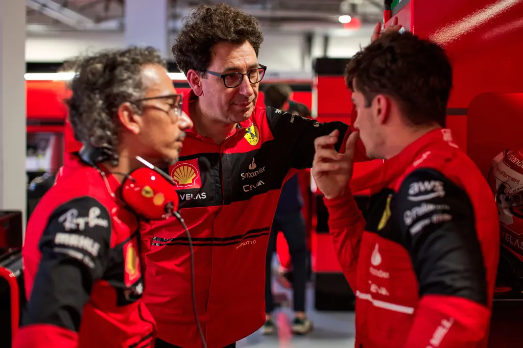 De strijd op Silverstone: 'Ferrari komt heel dicht in de buurt van de RB18'