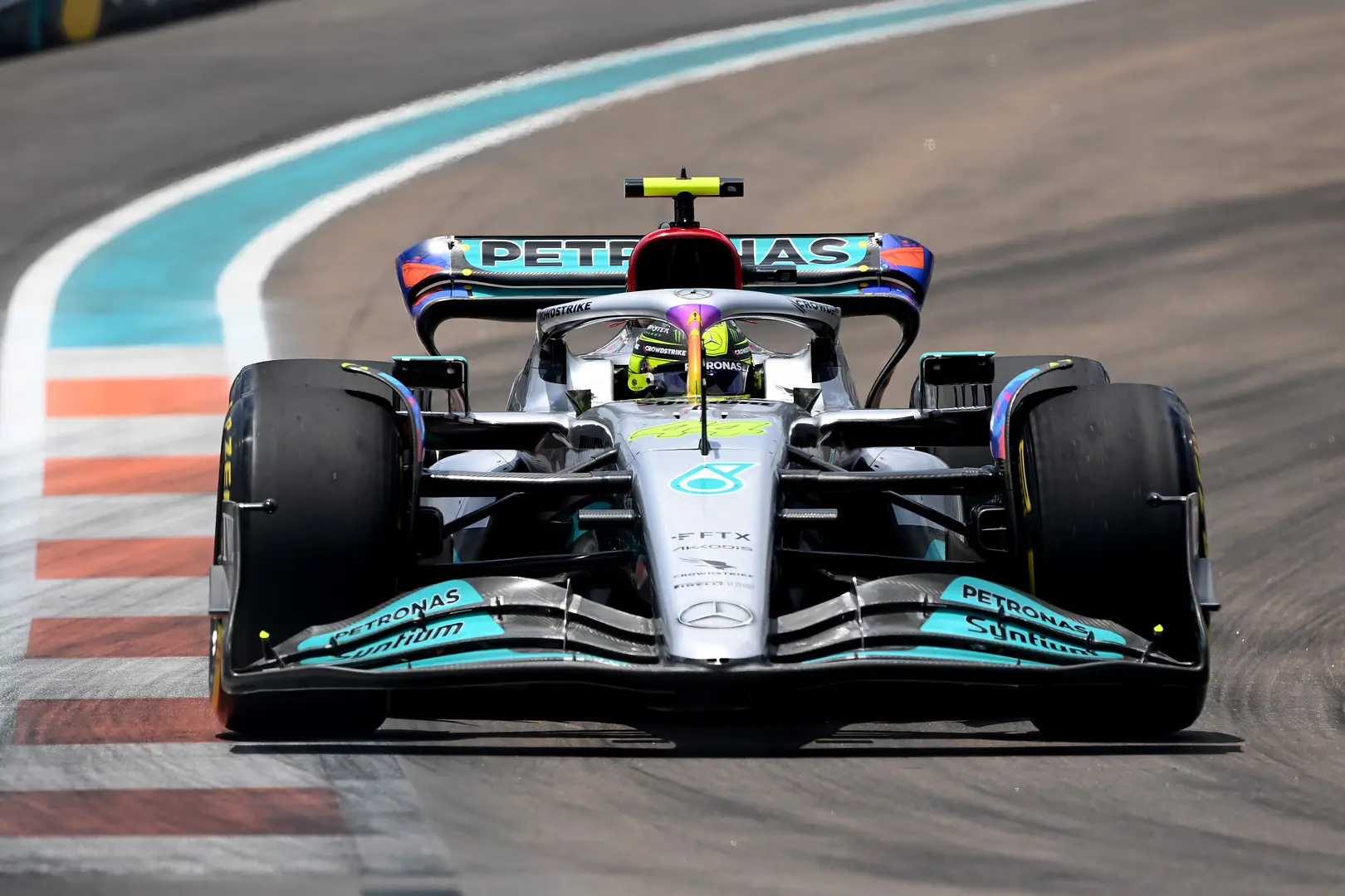 Brundle kaart problemen Mercedes aan: 'Miami was het meest zorgwekkende weekend'