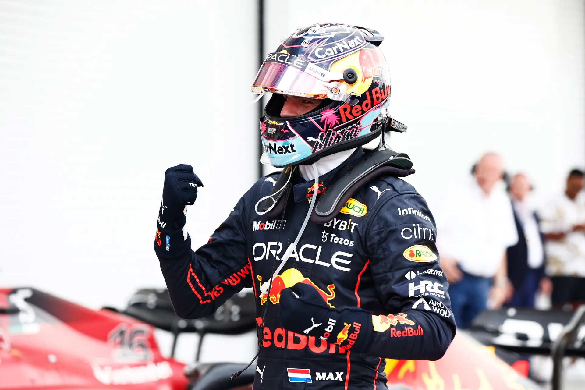 Cijfers internationale media: 'volledige controle' levert Verstappen twee tienen op