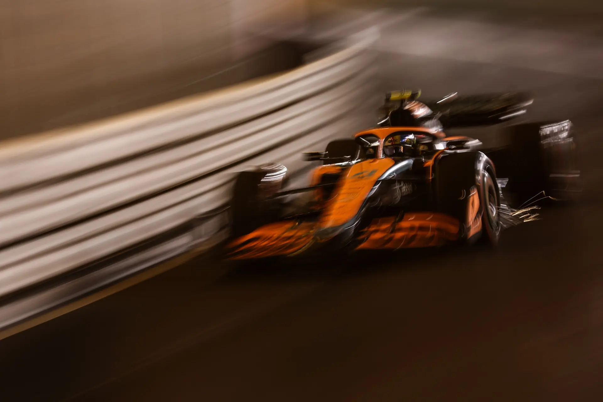 Norris over natte race in Monaco: 'Die crash van Schumacher schudde me wakker'