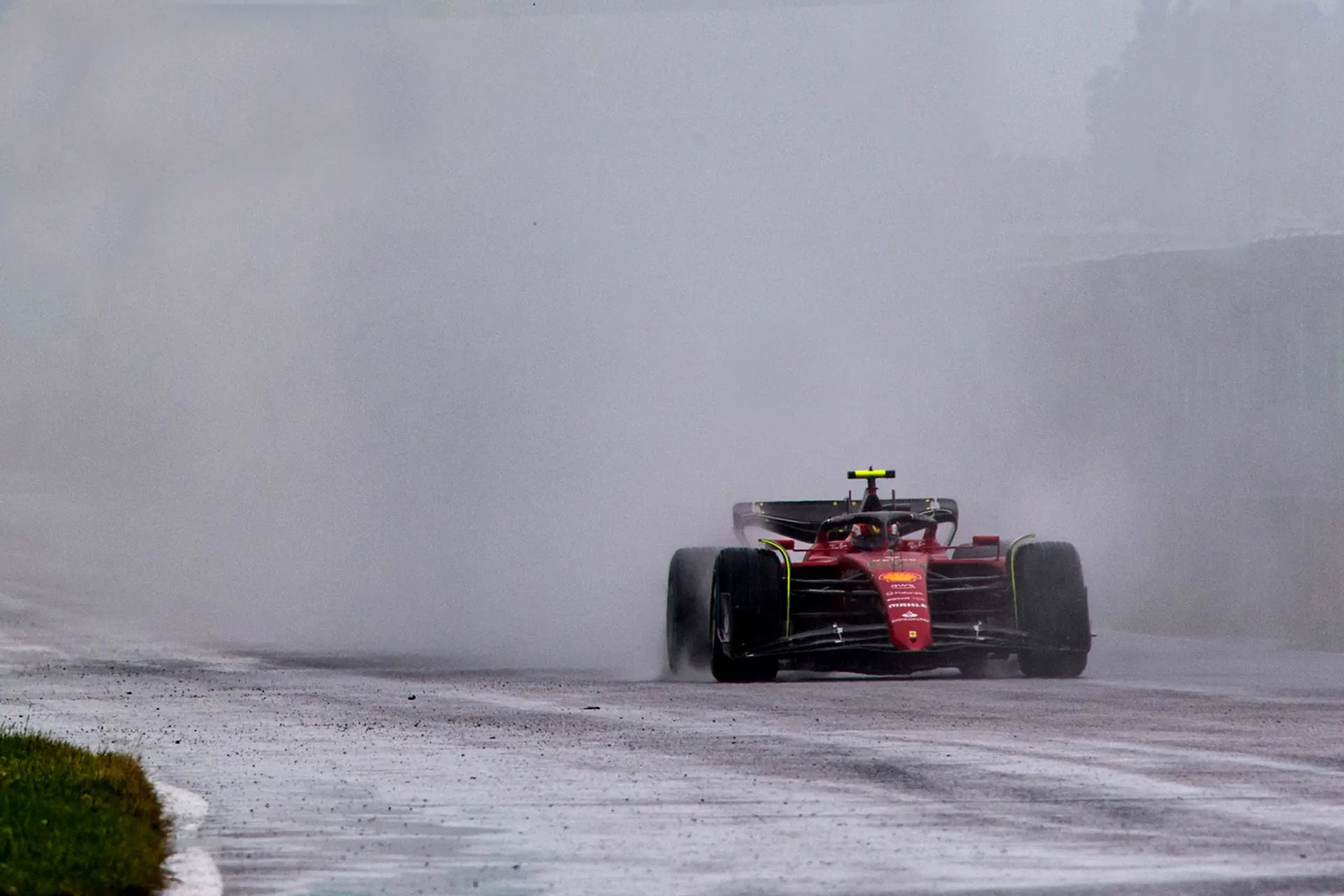 Voormalig Ferrari-engineer: 'Regels niet verantwoordelijk voor porpoising'