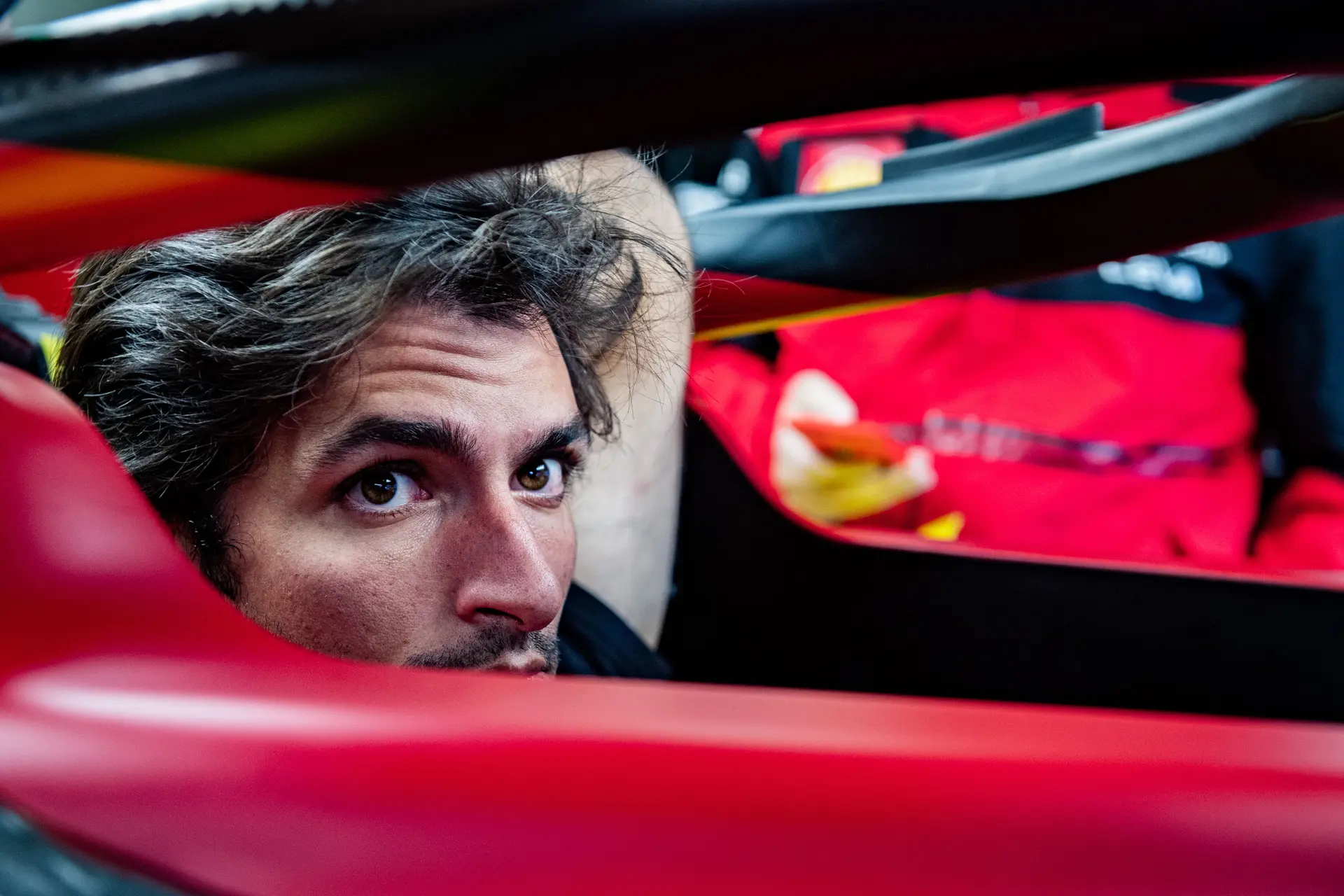 Sainz verdedigt Ferrari na discutabele beslissing in Frankrijk: 'We worden zwaar beoordeeld'