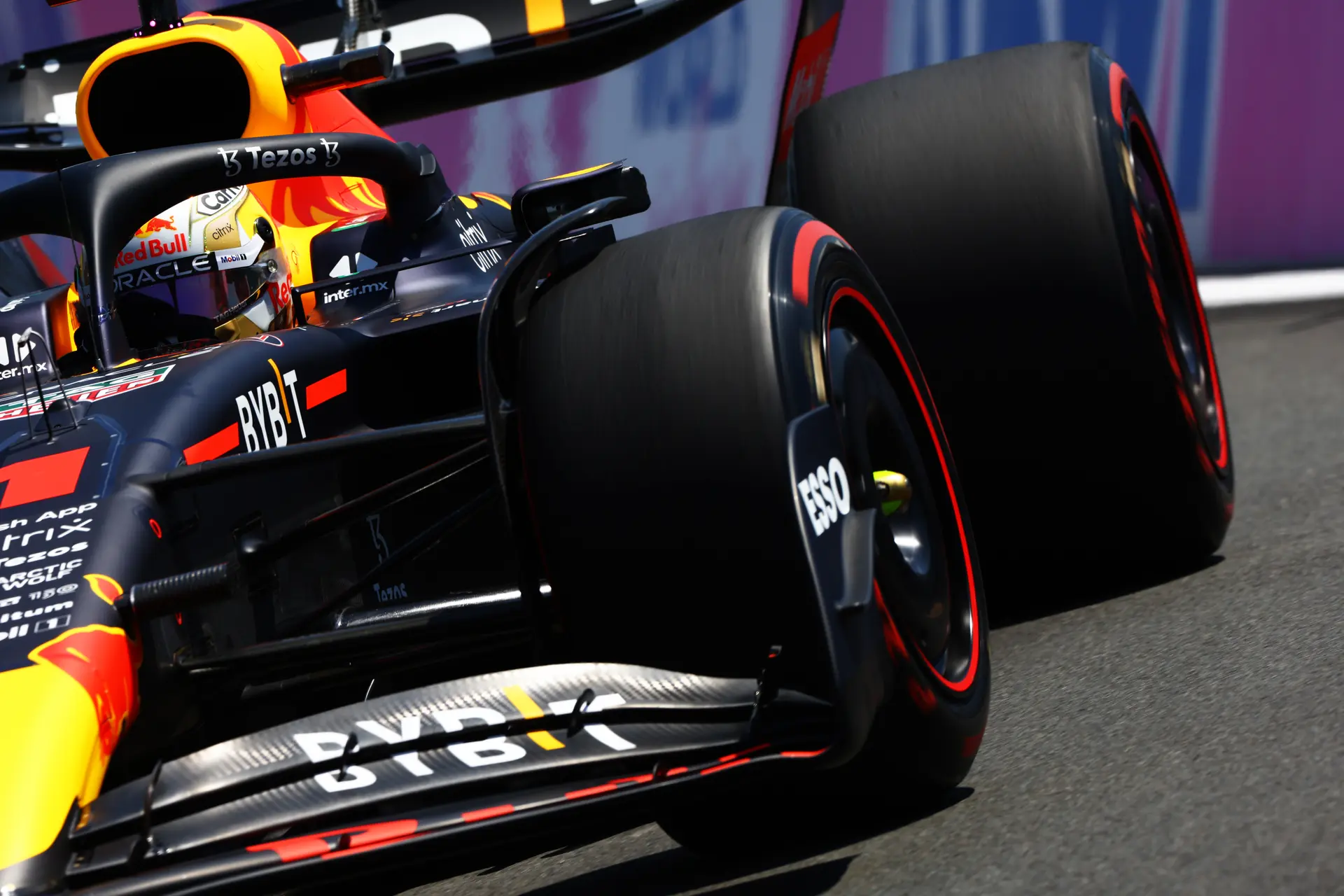 Davidson kijkt naar ronde Verstappen: 'Hij had niet echt vertrouwen in de voorkant'