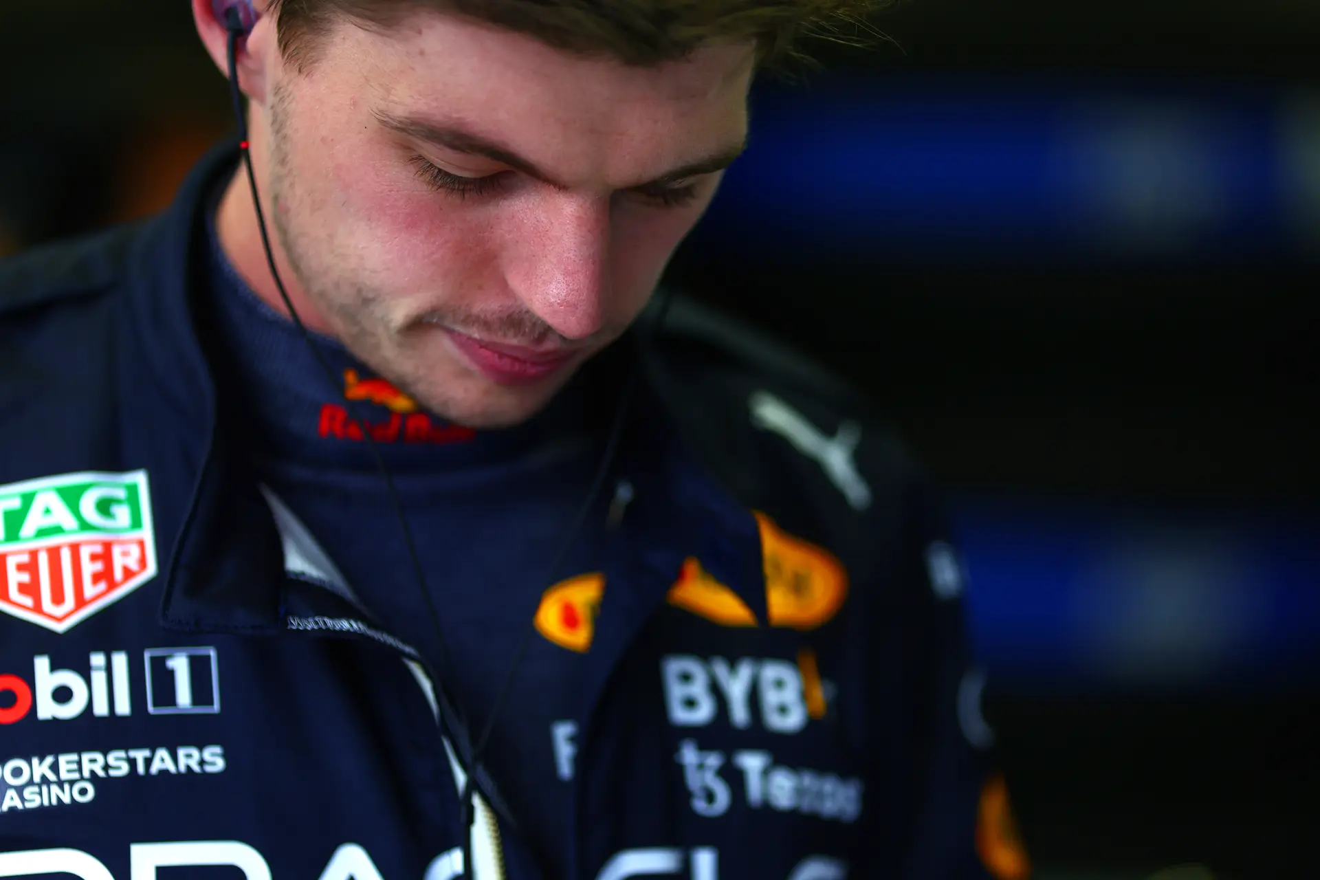 Verstappen: 'Ik dacht binnen een paar bochten dat mijn auto uit elkaar viel'