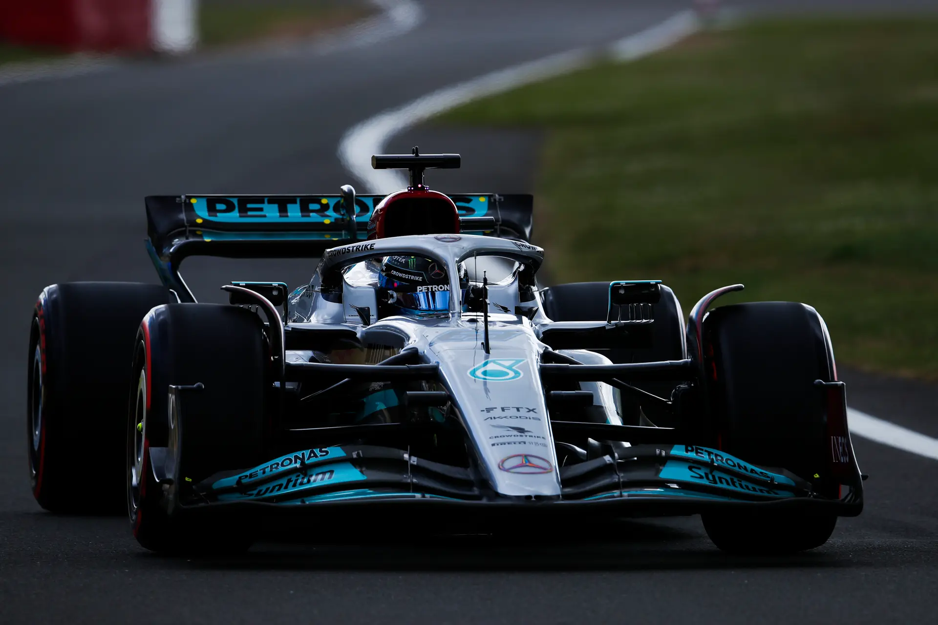 Mercedes mikt op Red Bull en Ferrari: 'Die halve seconde missen we hier niet'