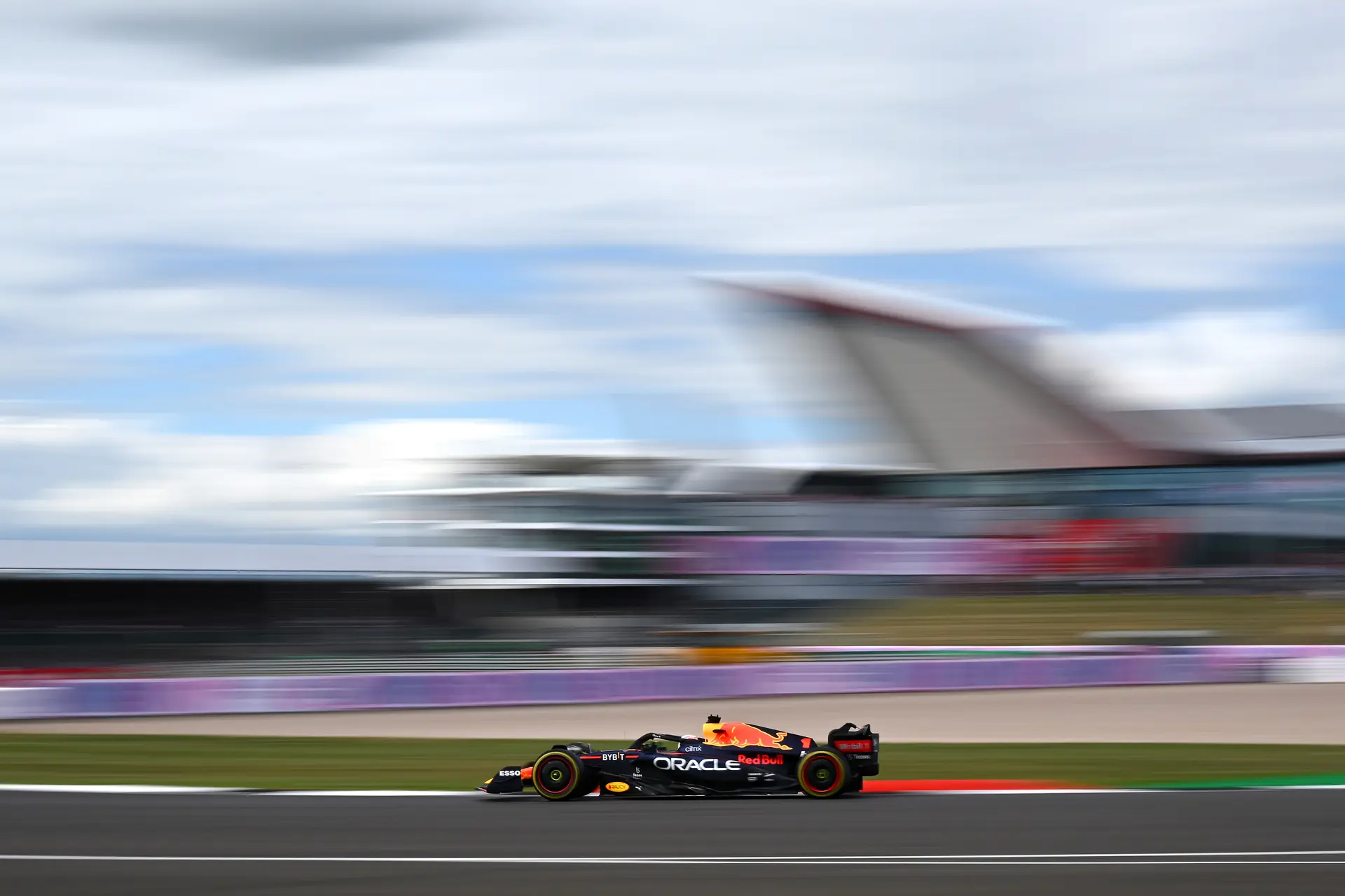 Key verrast door sterke performance Red Bull: 'Geld nog steeds doorslaggevend ondanks budgetlimiet'