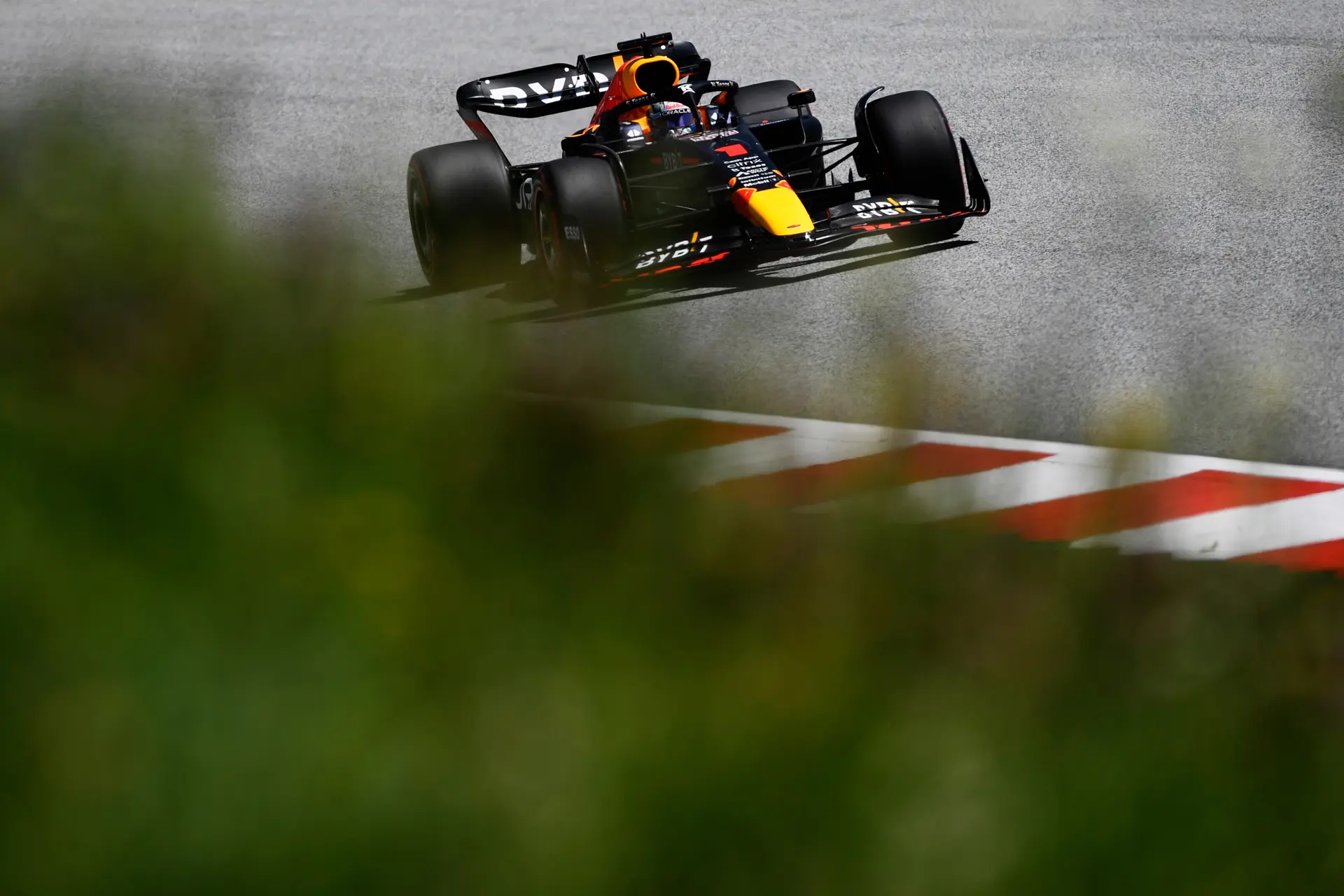 Red Bull denkt niet dat teams de sterke RB18 gaan kopiëren: 'Lijkt niet de manier van onze sport'