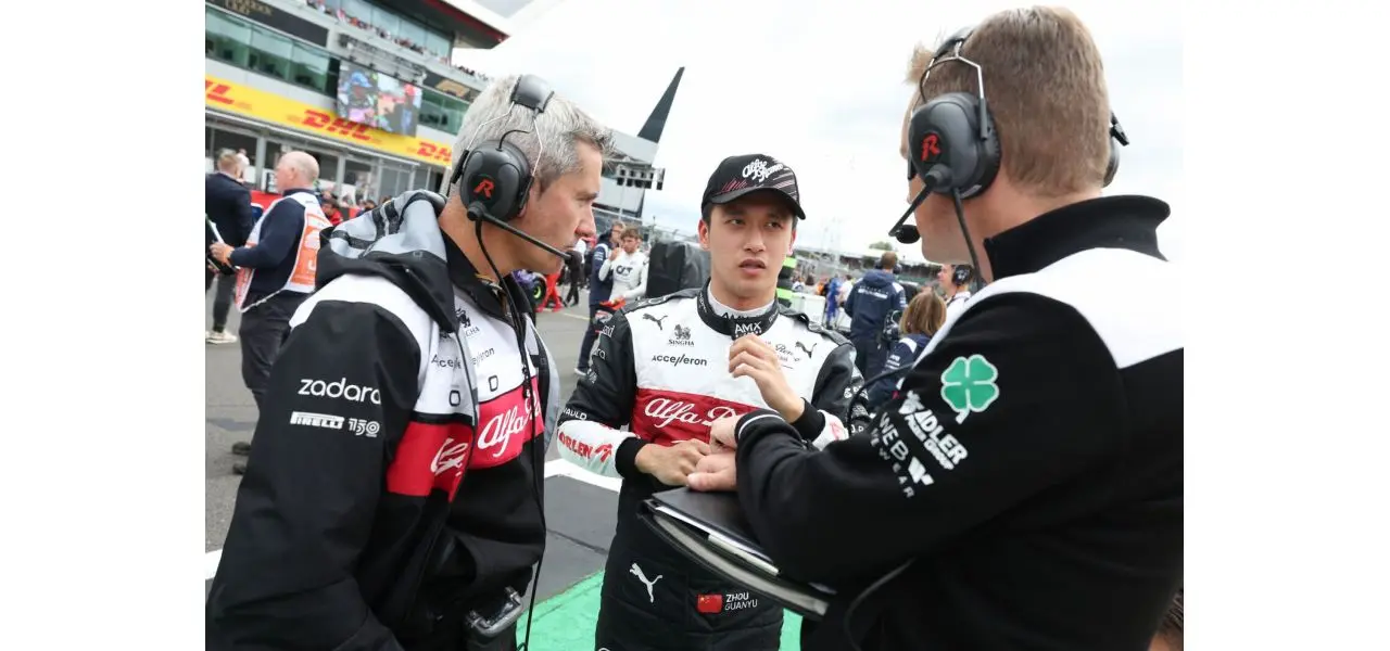 Zhou verrast door moeilijkheid F1-auto ondanks foutloos debuutjaar