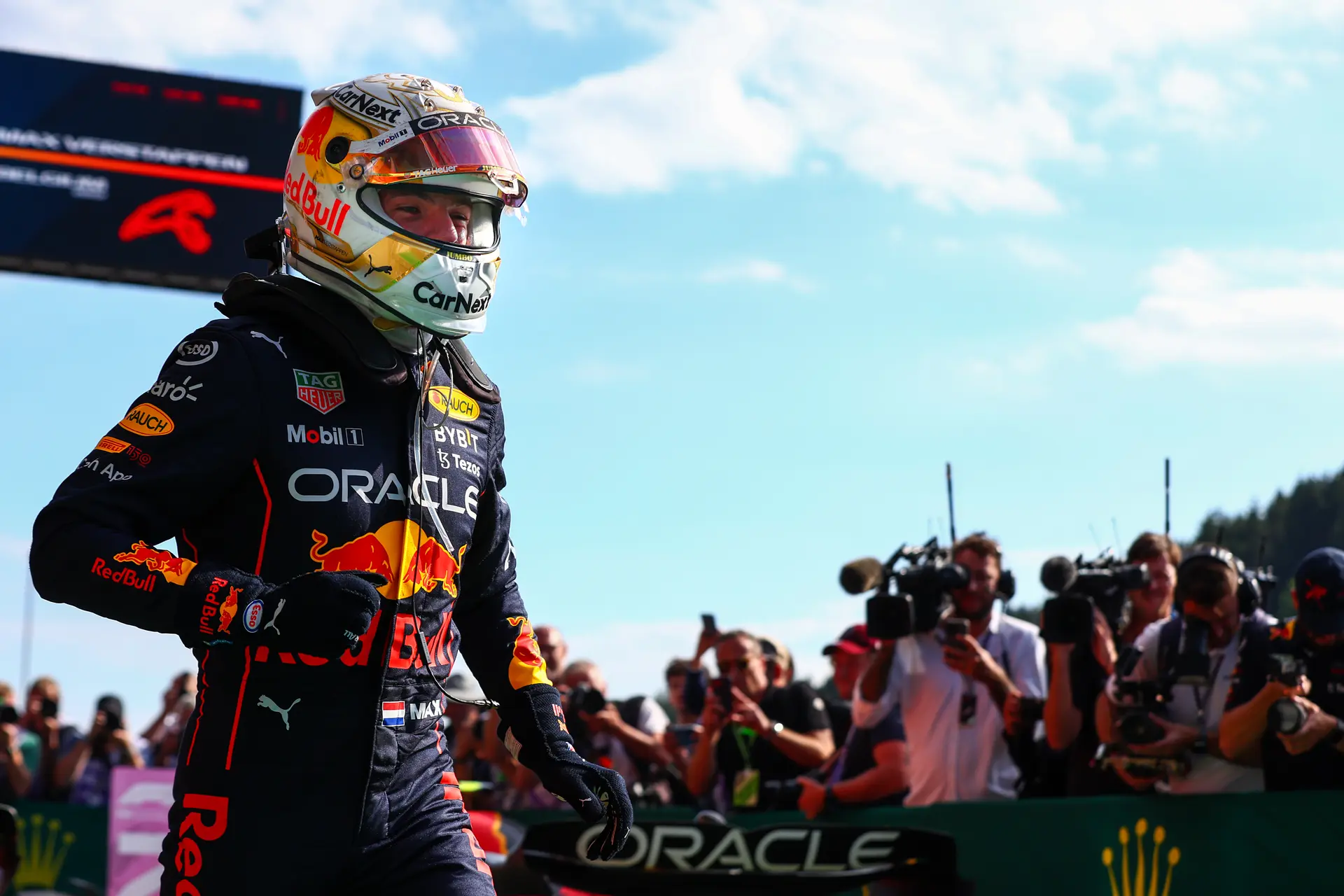 Verstappen kijkt uit naar 'gekkenhuis' in Zandvoort: 'Ik ga van het weekend genieten'